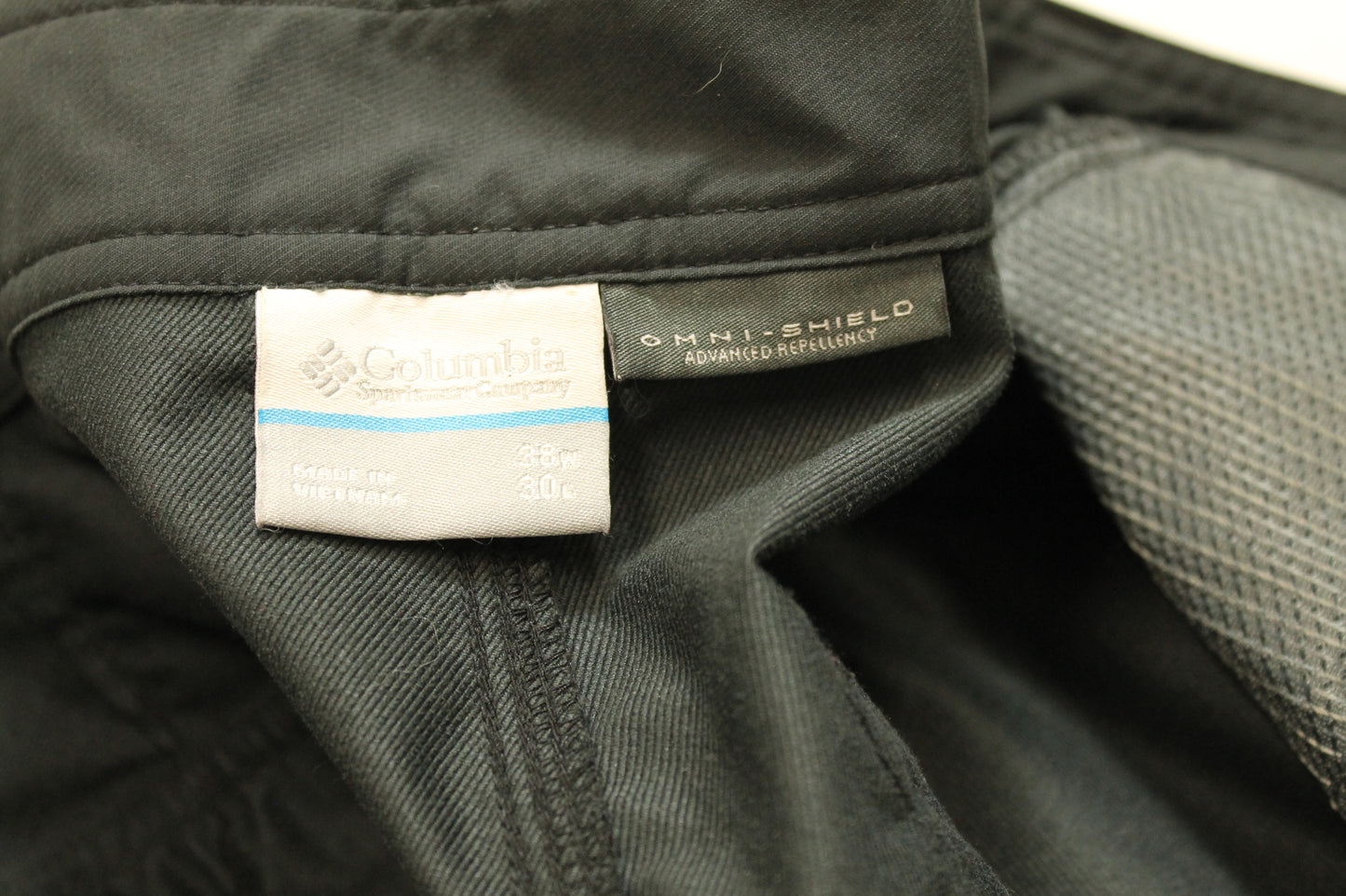 Black Columbia Men's Lightweight Pants Size 38W 30L