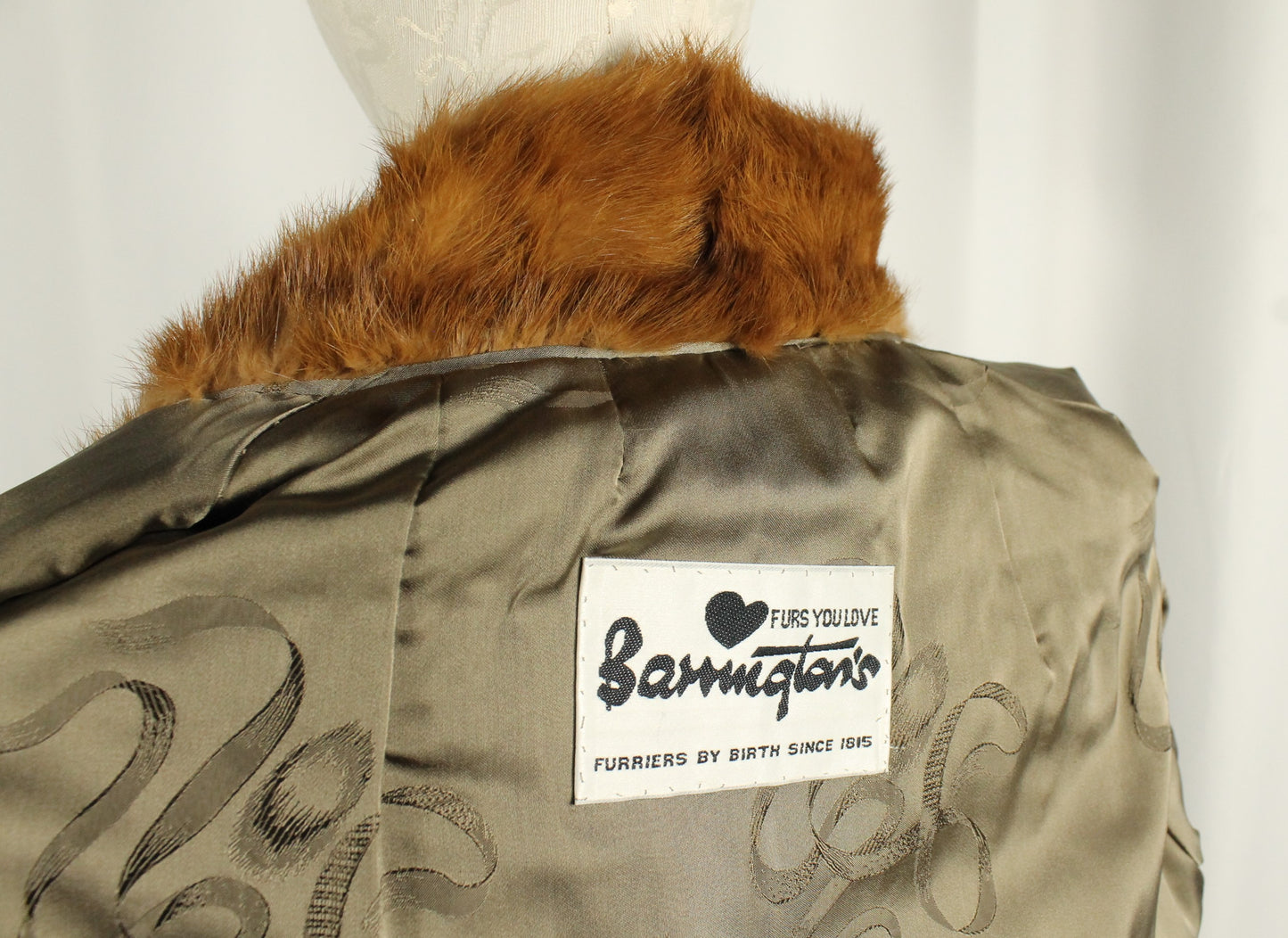 Luxurious Vintage Barringtons Russet Mink Fur Coat - Full Length, Elegant Style SIZE M