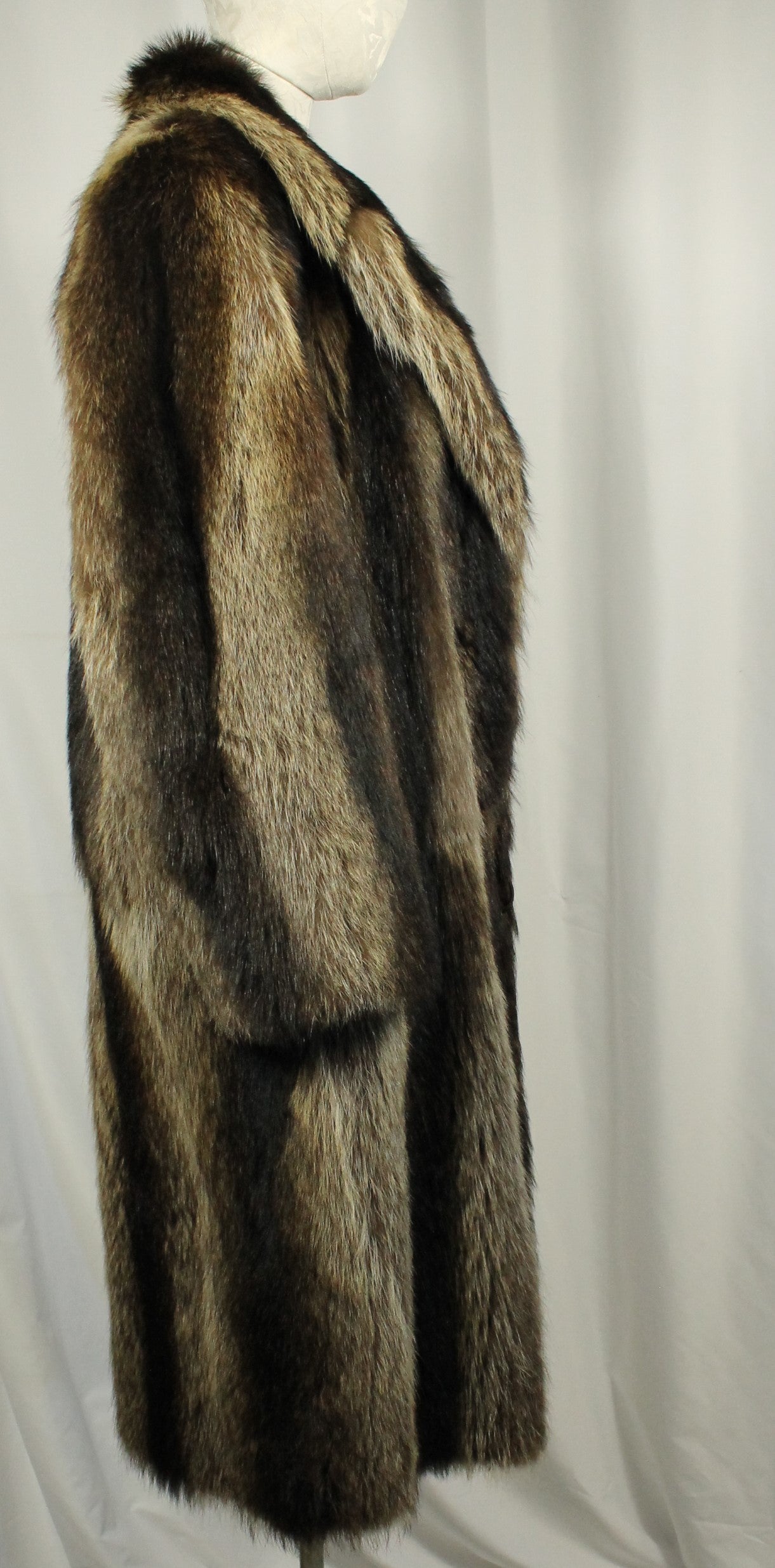 Dramatic Vintage Long-Haired Striped Fur Coat Size XXL - Full Length with Wide Collar - Made in Canada