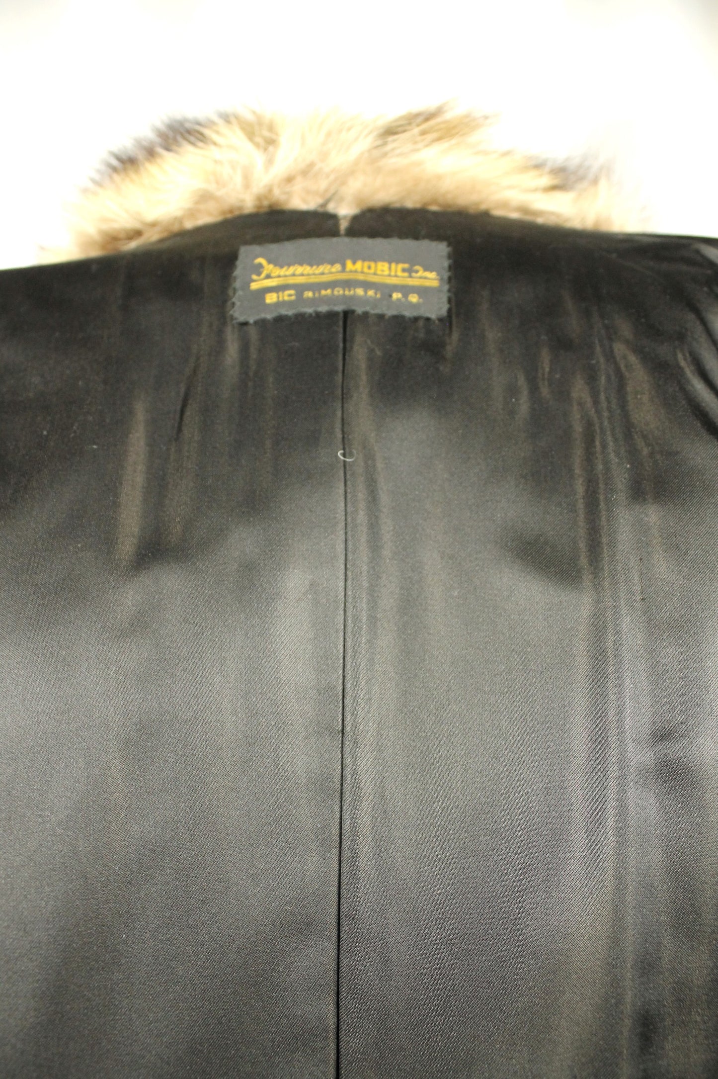 Dramatic Vintage Long-Haired Striped Fur Coat Size XXL - Full Length with Wide Collar - Made in Canada