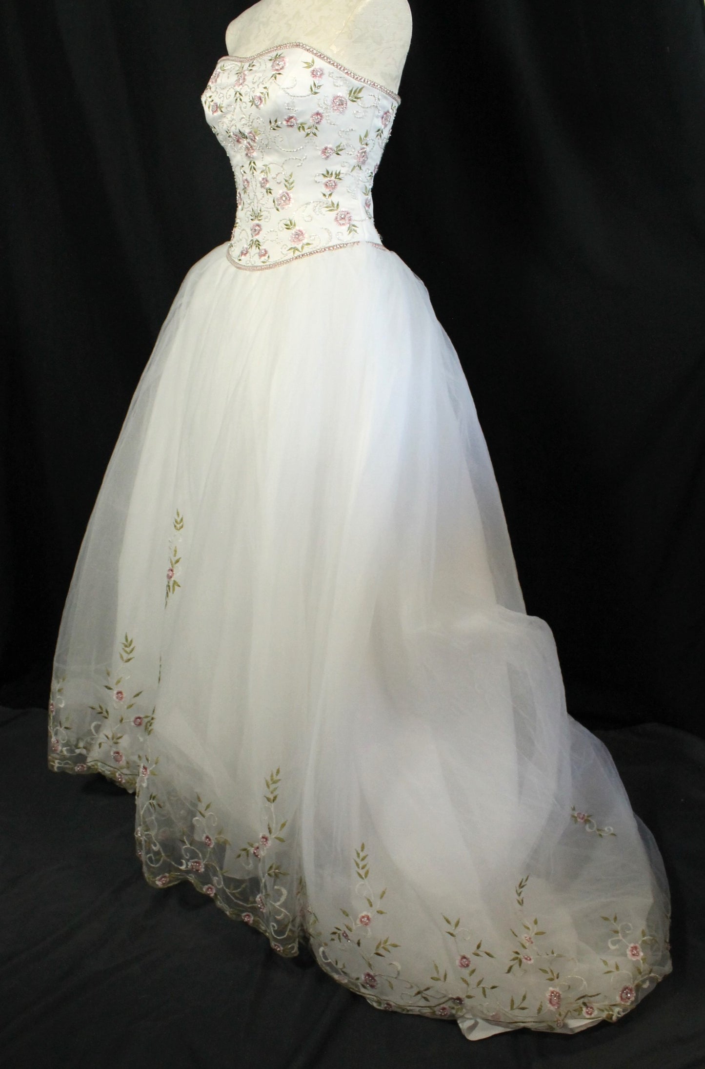 Floral Embroidered Wedding Dress – Signature Collection