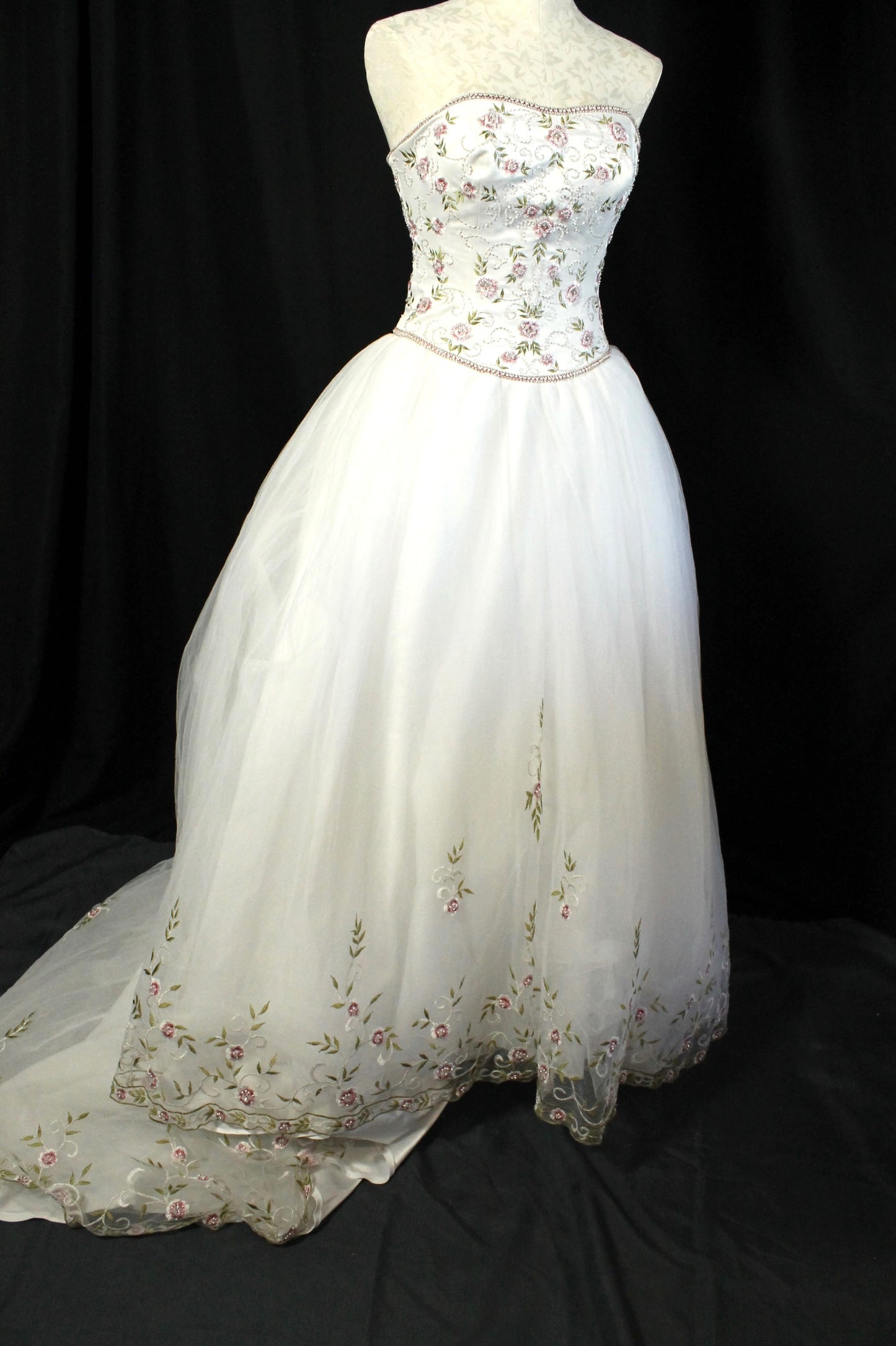 Floral Embroidered Wedding Dress – Signature Collection