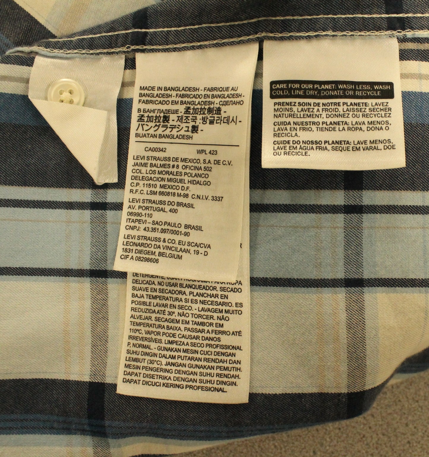 Levi's Blue Plaid Button-Down Shirt Men's Large