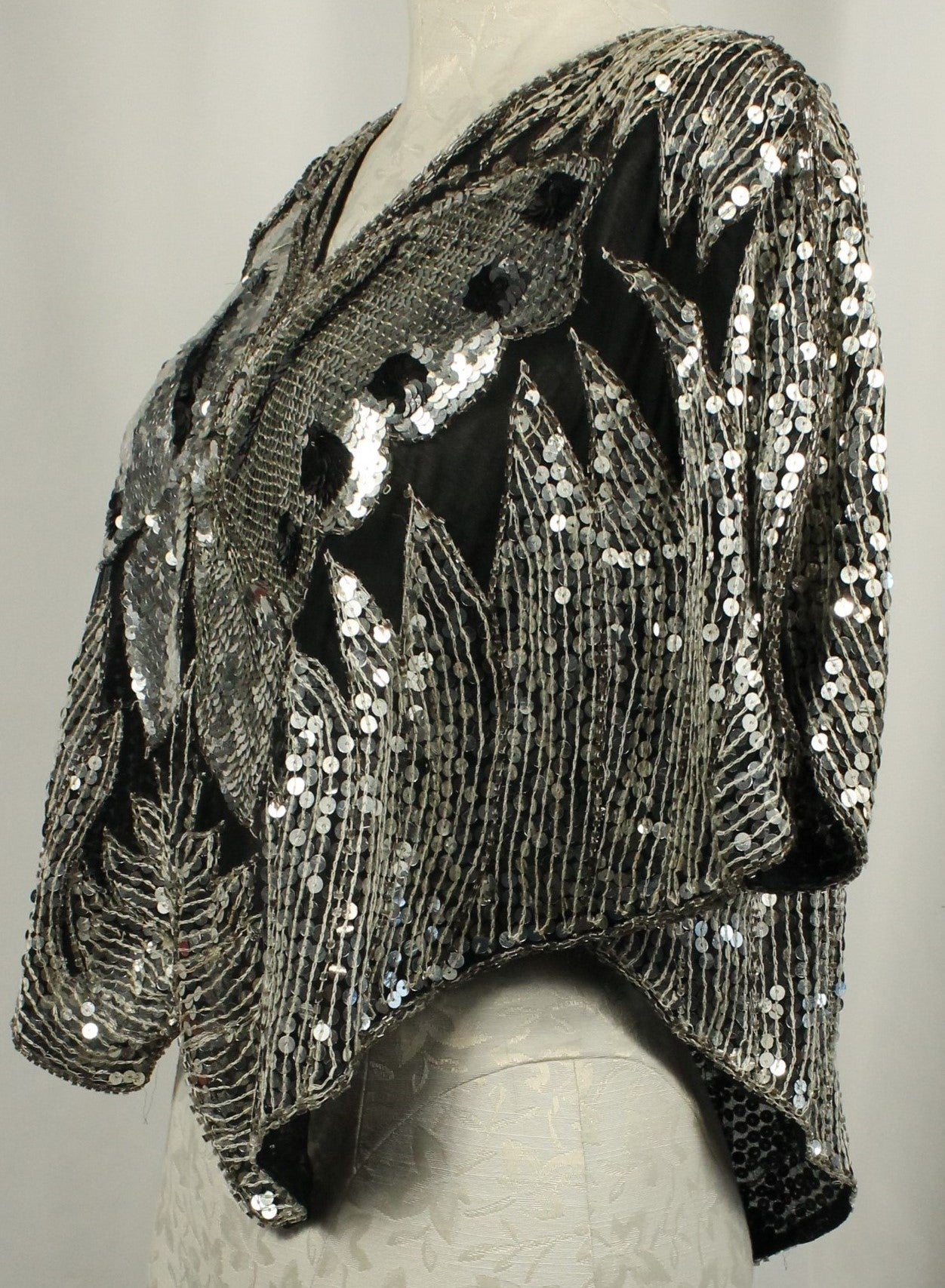 Vintage Sequin Butterfly Top – Dazzling Statement Piece Size Small