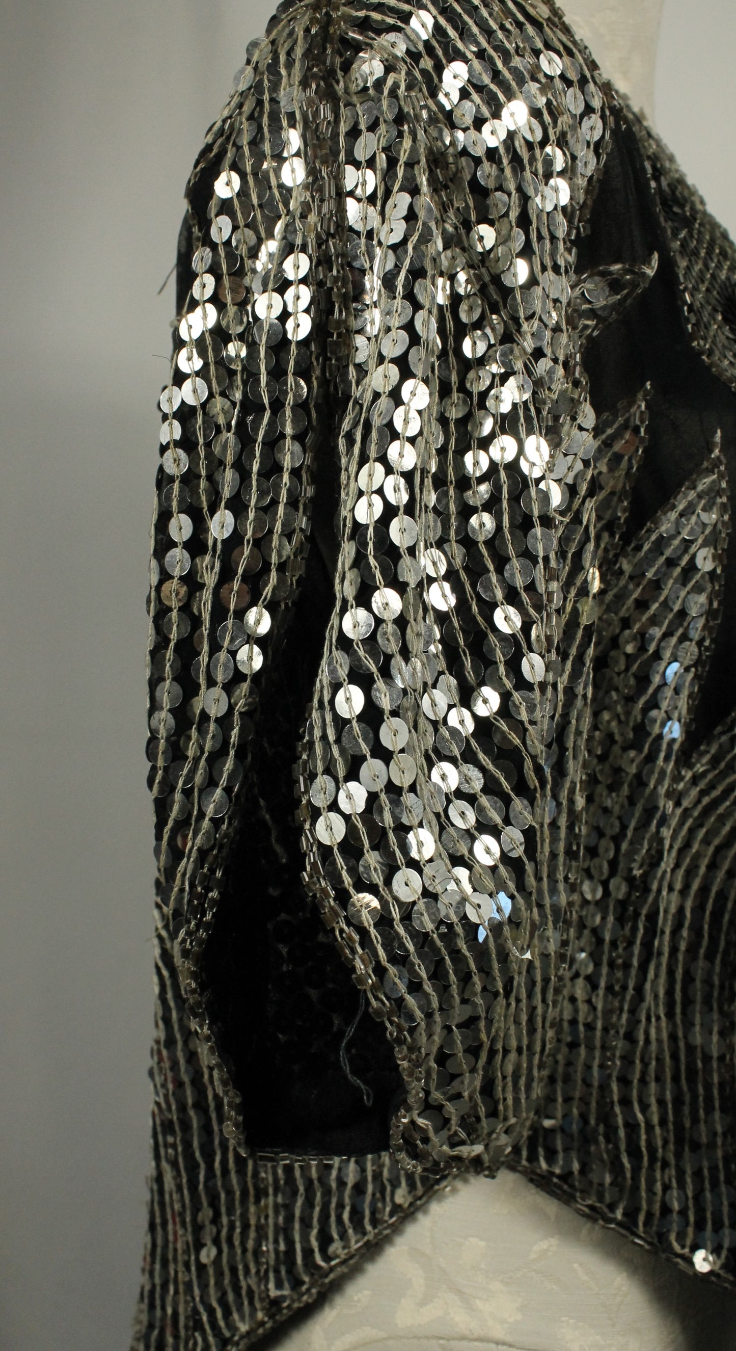 Vintage Sequin Butterfly Top – Dazzling Statement Piece Size Small