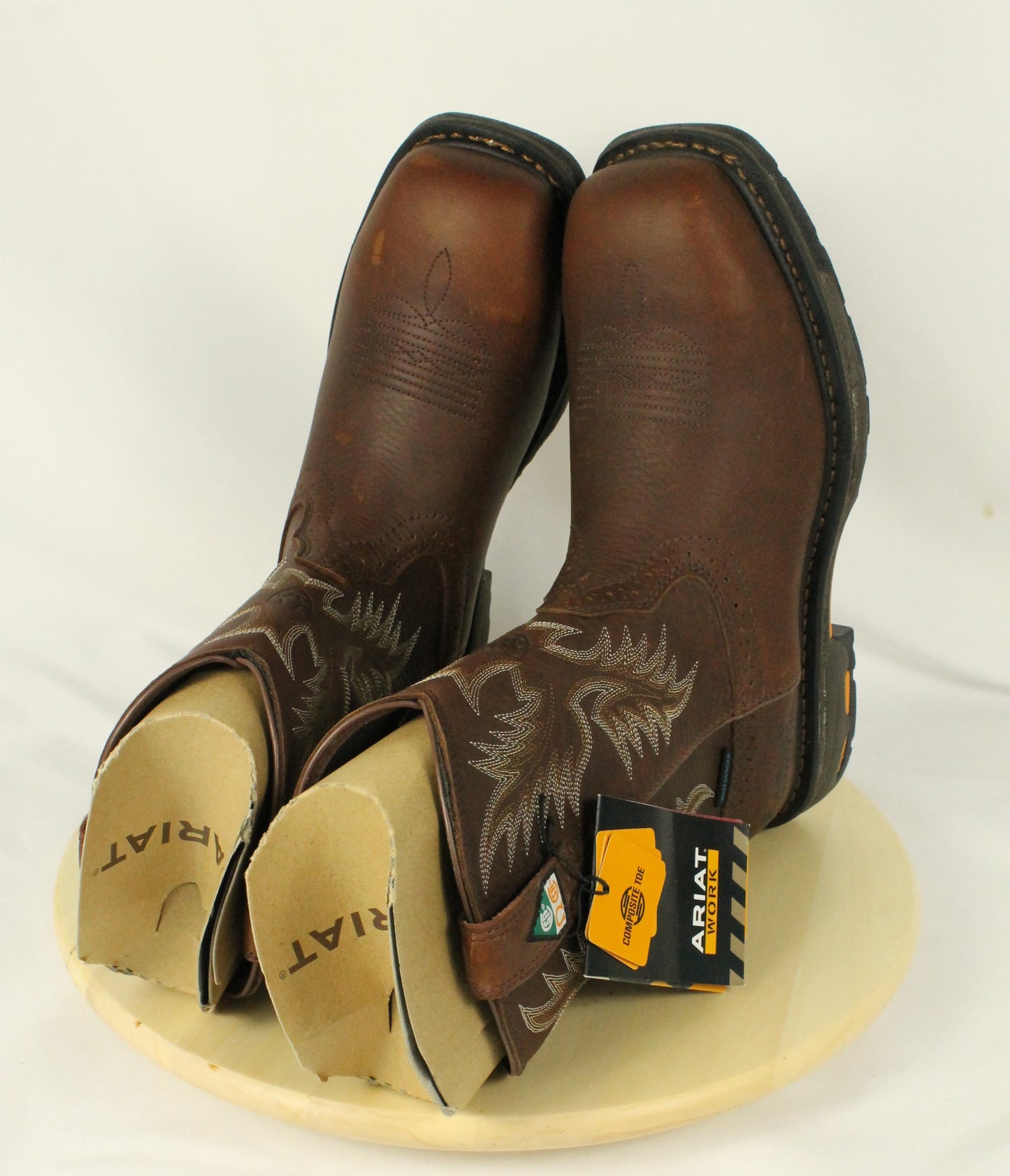 Ariat Boots New in Box Size 8 Medium Width