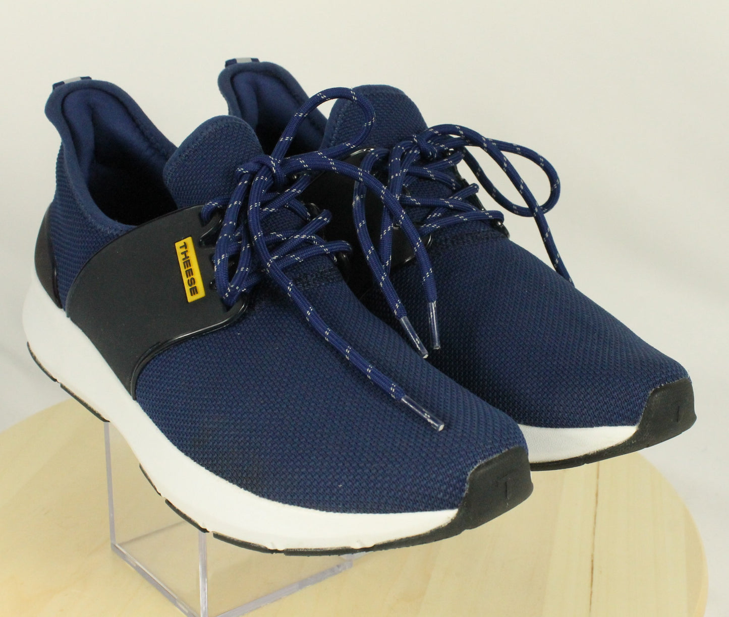 Theese Men's Shoes Size 8 Medium