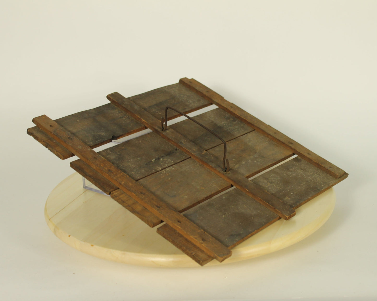 Egg Crate and Weigher