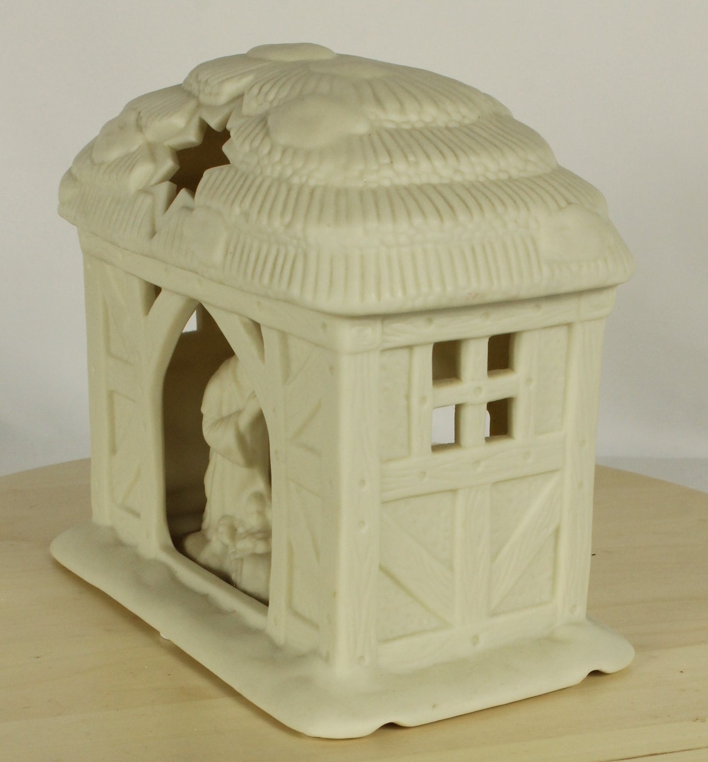 Partylite Tealight Manger Candle Holder