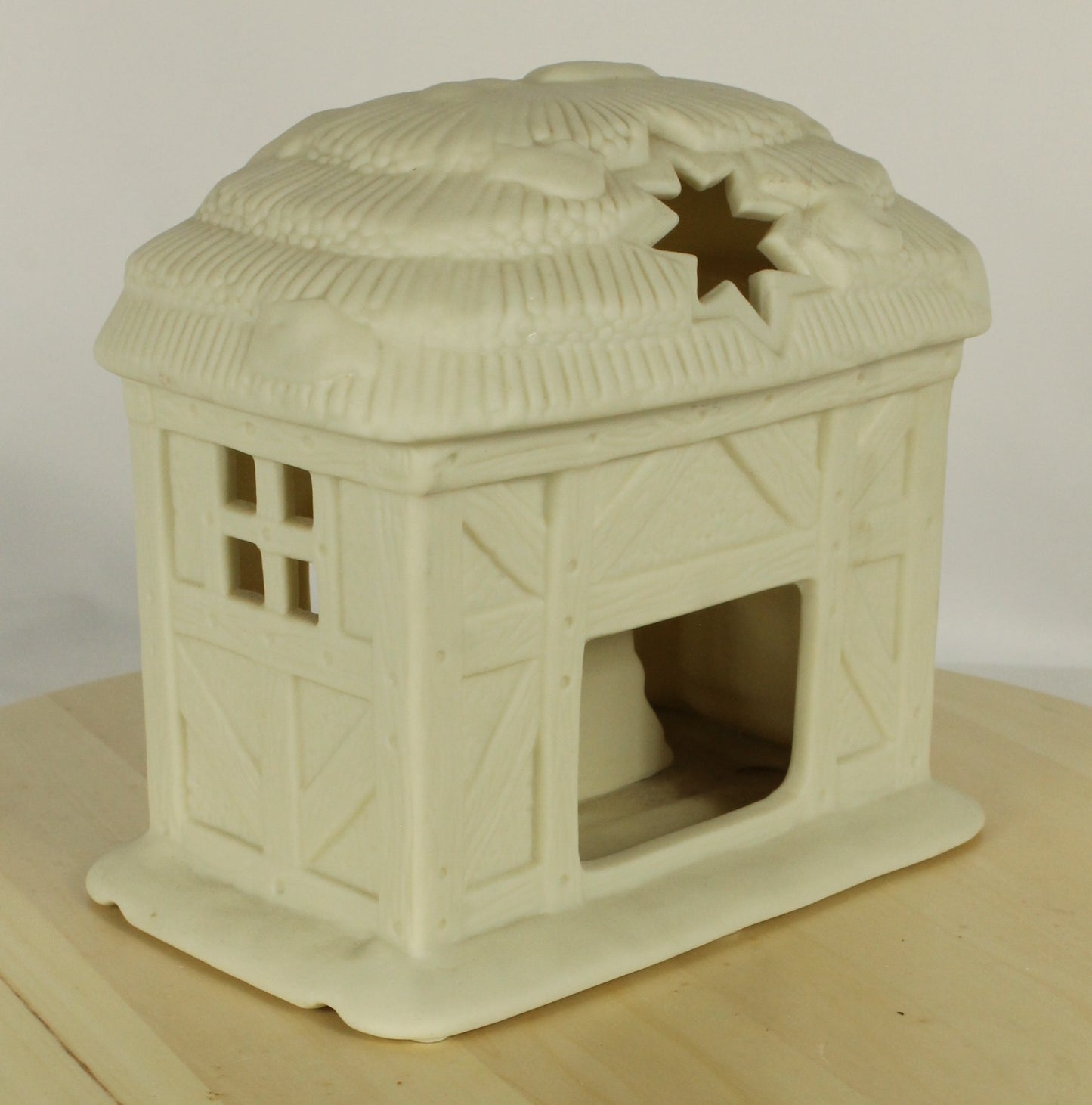 Partylite Tealight Manger Candle Holder