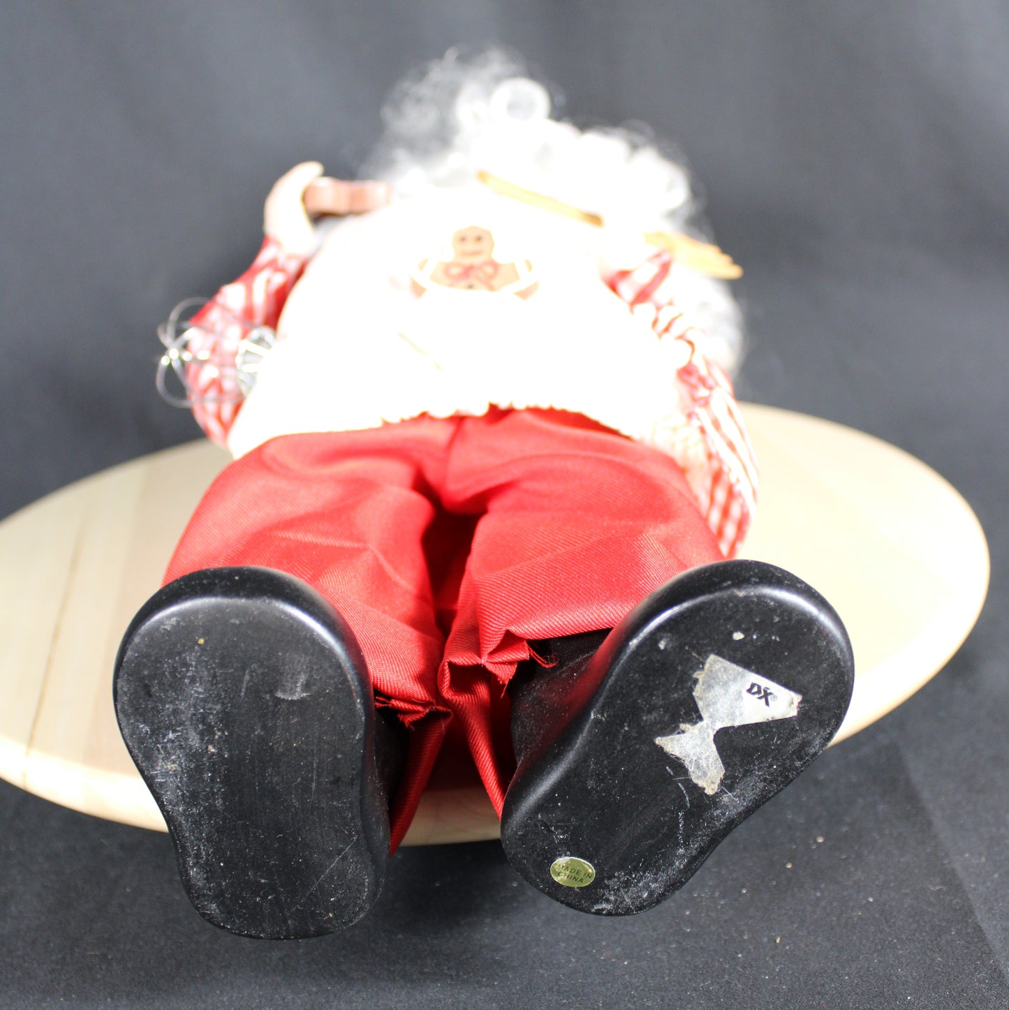 Gourmet Chef Santa Baker Christmas Figure Doll Decoration