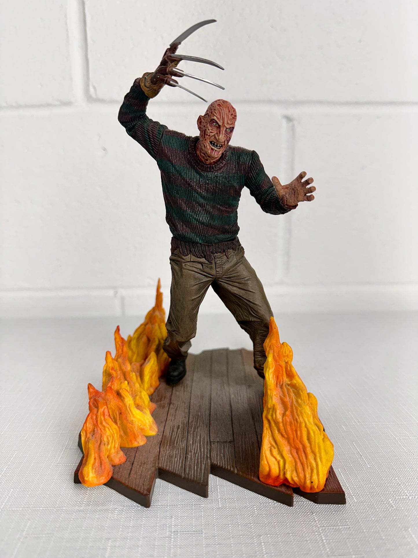 NECA Freddy vs Jason Deluxe Set