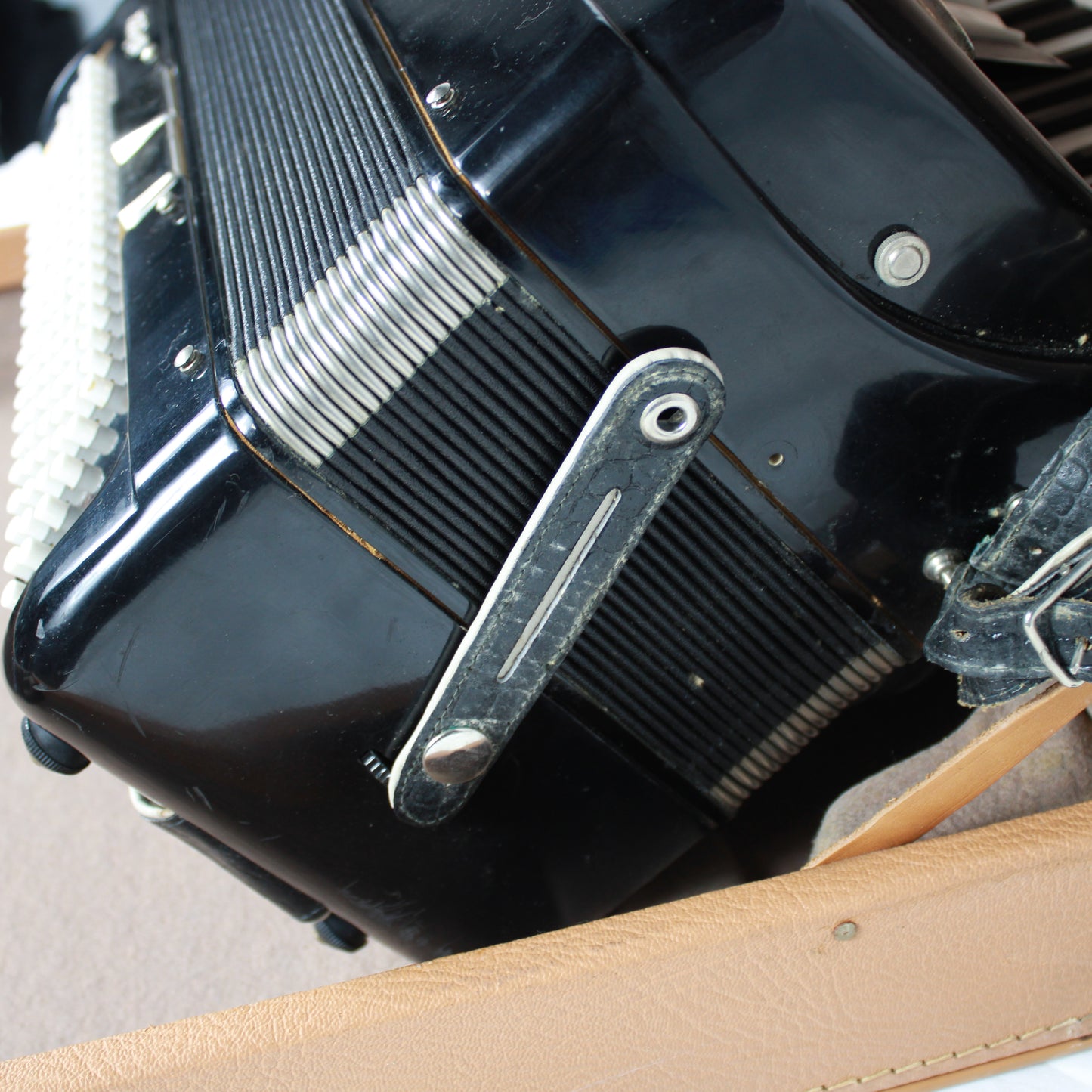 1960s Delicia Baby II Piano Accordion with Hard Case - Black