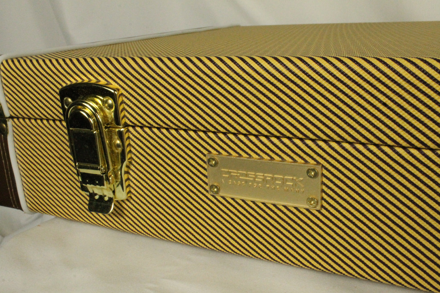 Crossrock Rosewell Guitar and Case
