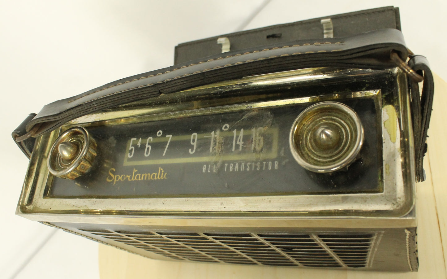 PA-74R Sportamatic Portable Radio