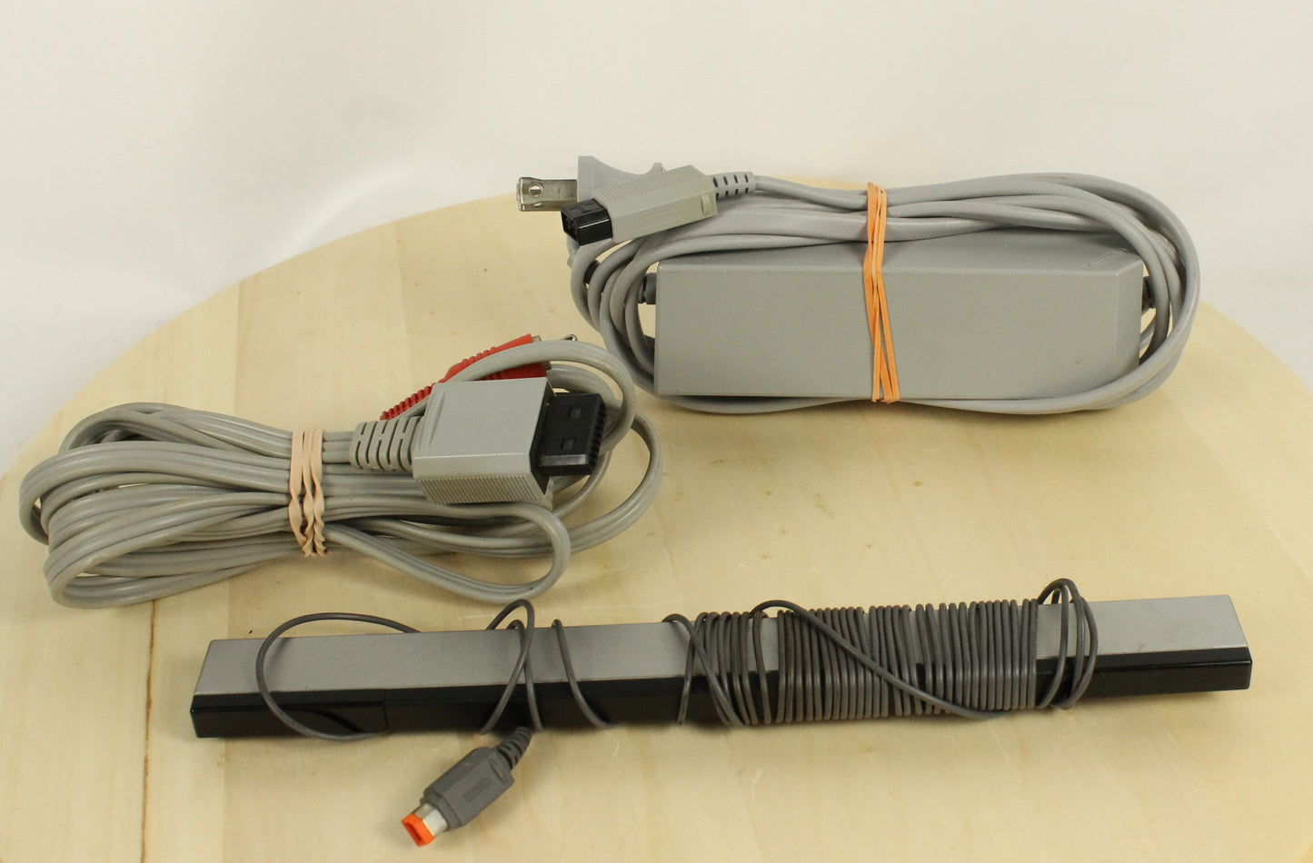 Nintendo Wii RVL-001 Console Bundle