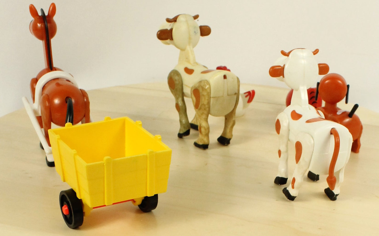 Fisher-Price Play Family Farm