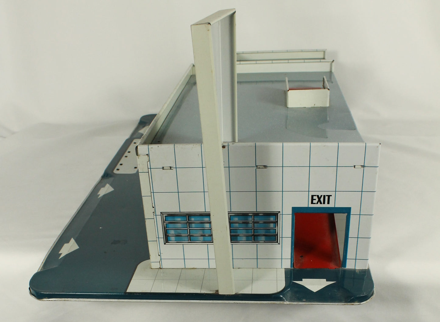 Tin Toy Auto Center