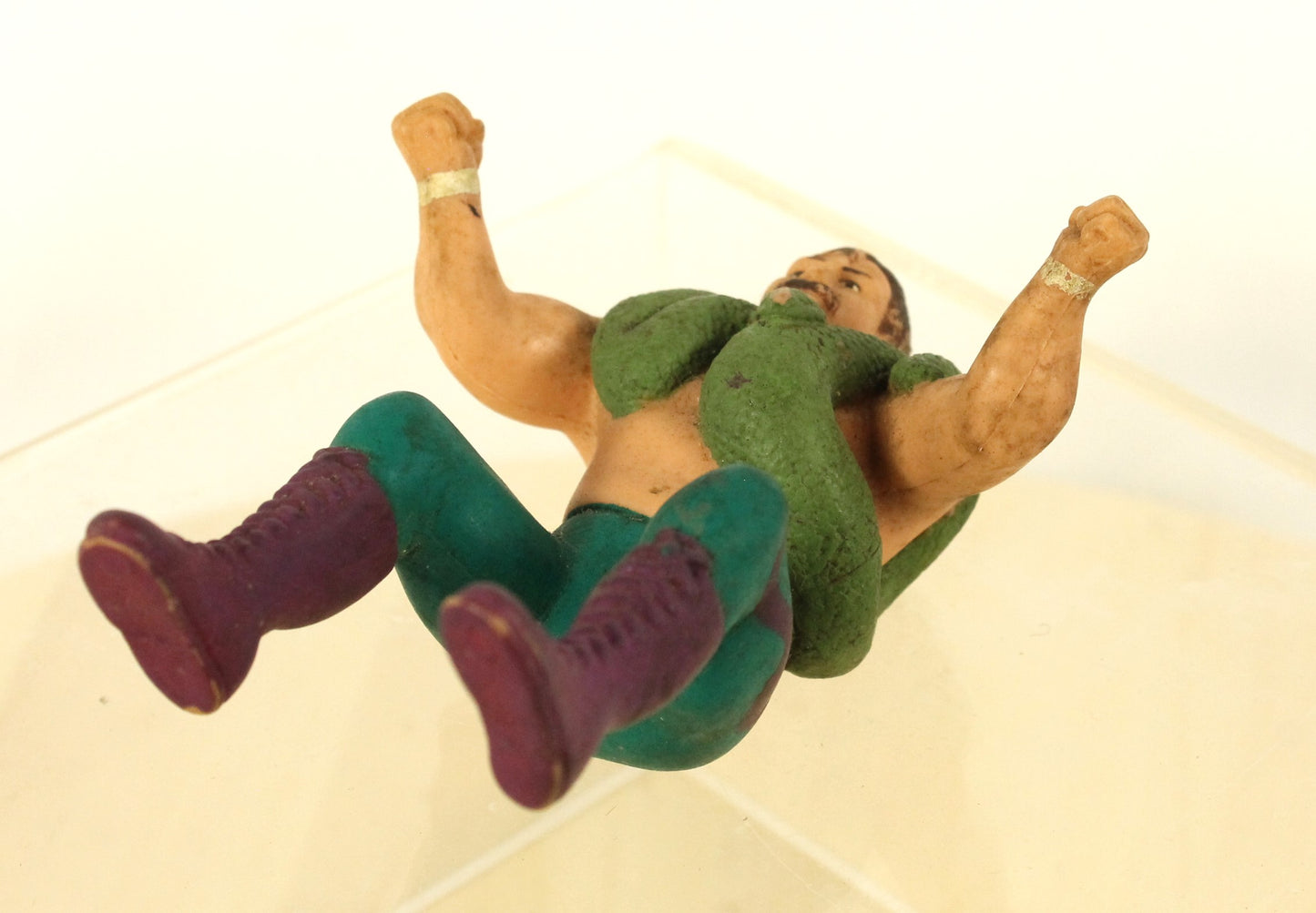 Vintage WWF Jake “The Snake” Roberts Thumb Action Figure – Classic Wrestling Collectible