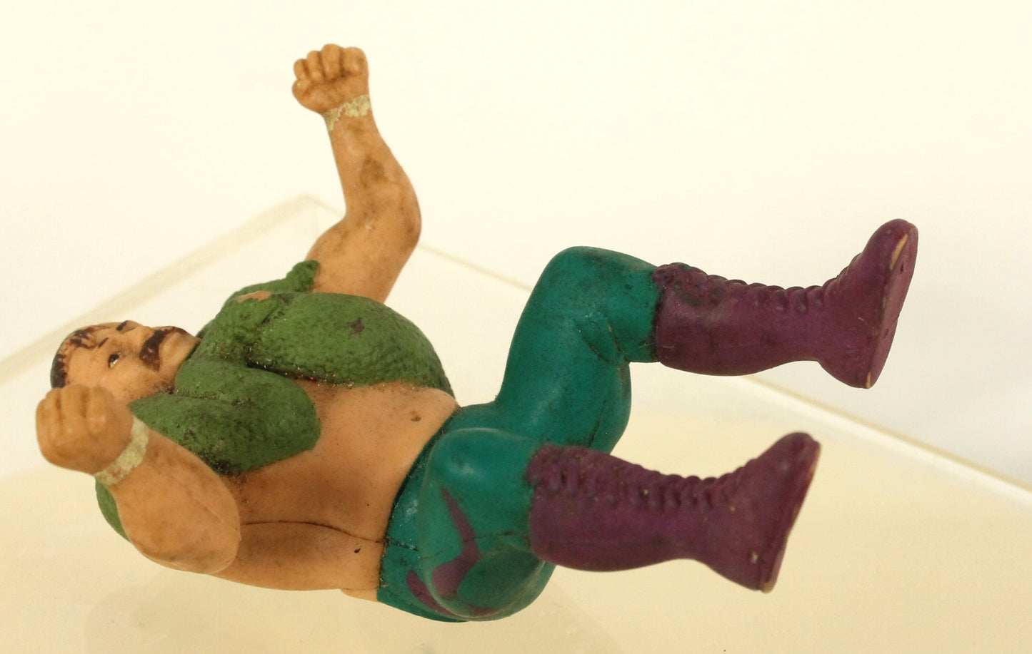 Vintage WWF Jake “The Snake” Roberts Thumb Action Figure – Classic Wrestling Collectible