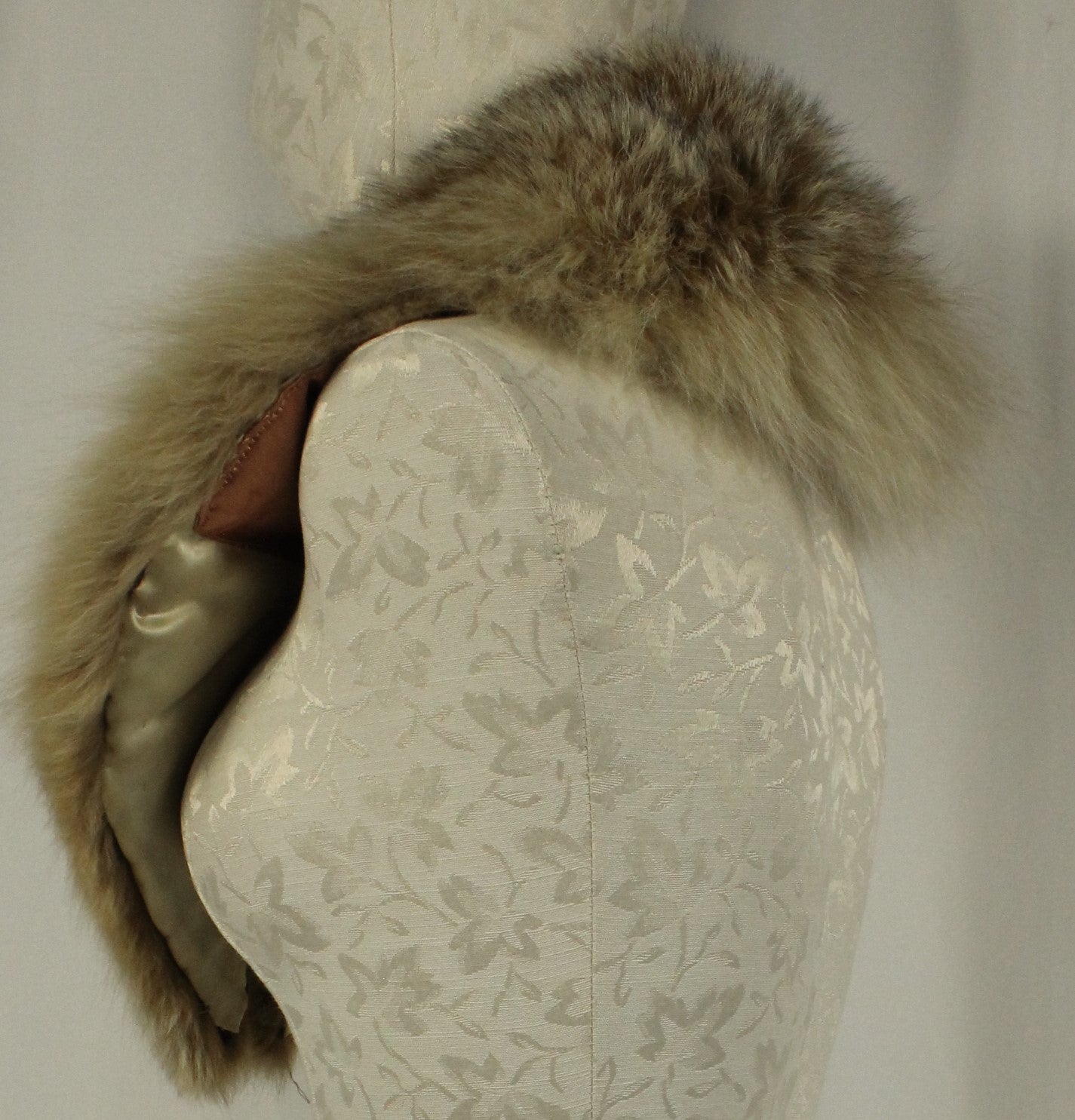 Lot of Three Vintage Fur Collars – Elegant, Timeless Accessories for Coats & Dresses