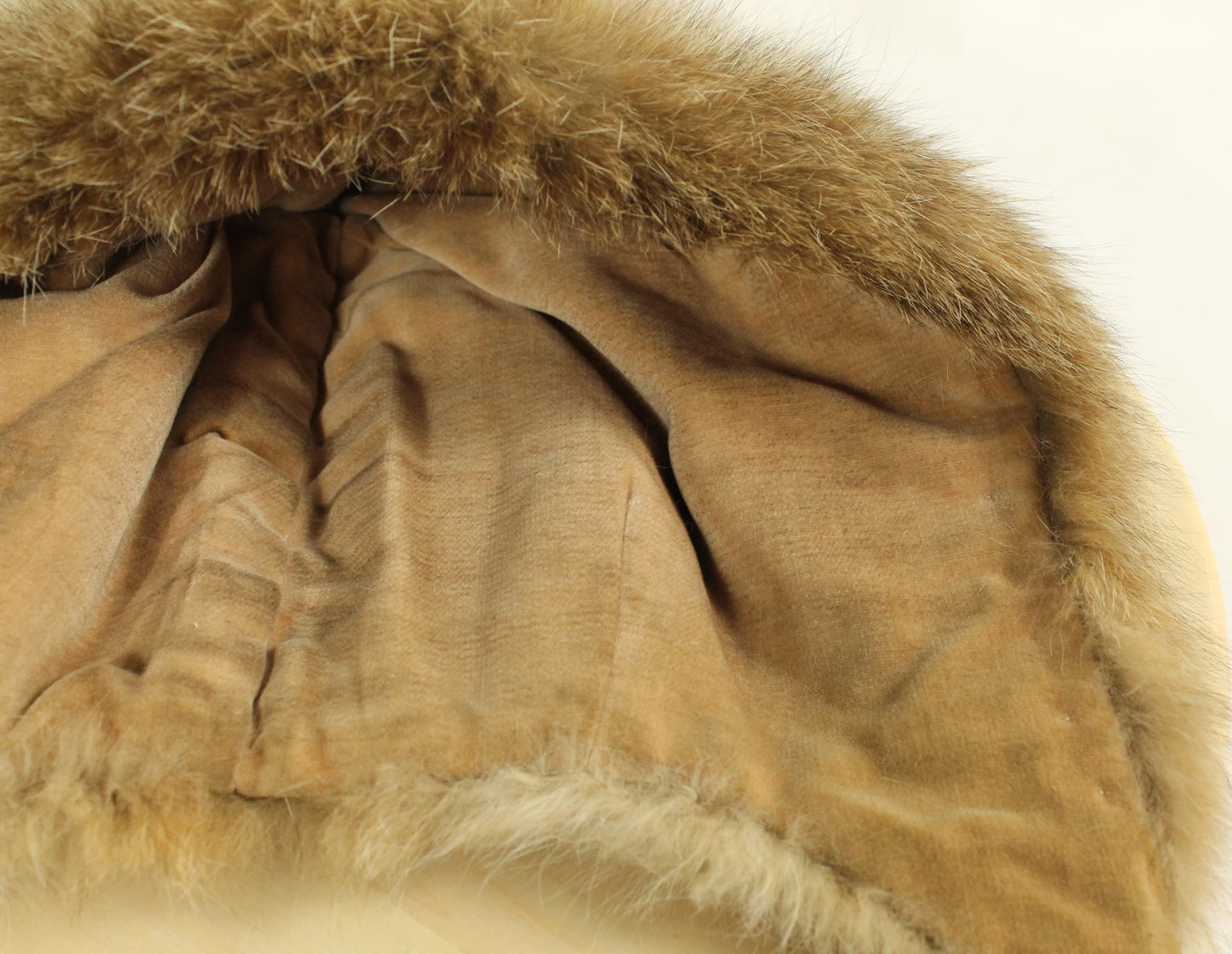 Lot of 3 Vintage Fur Hats & Hoods – Canadian Elegance