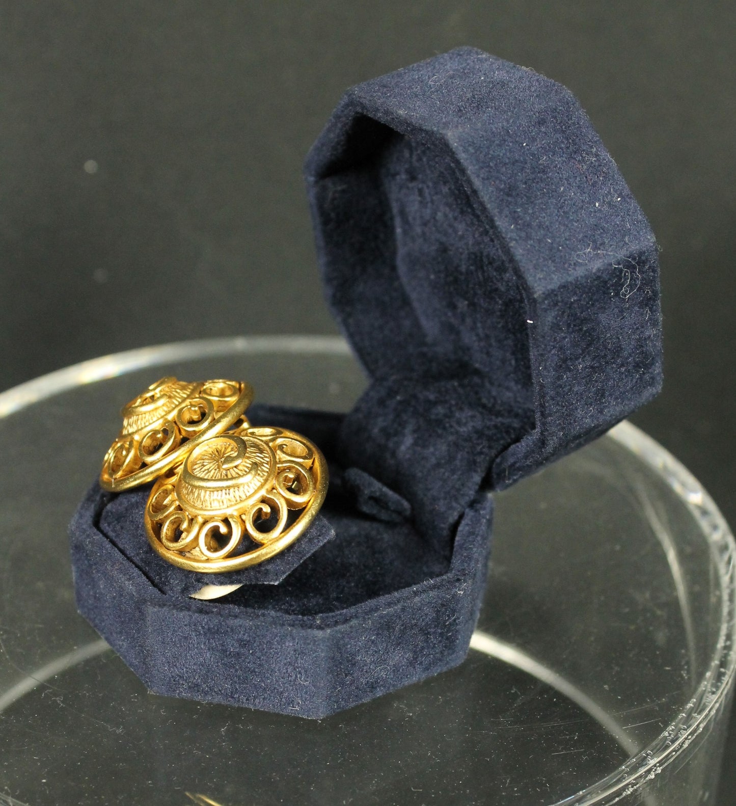 Stunning Vintage Ornate Gold Medallion Clip Earrings