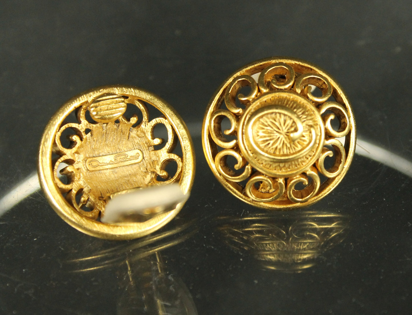 Stunning Vintage Ornate Gold Medallion Clip Earrings