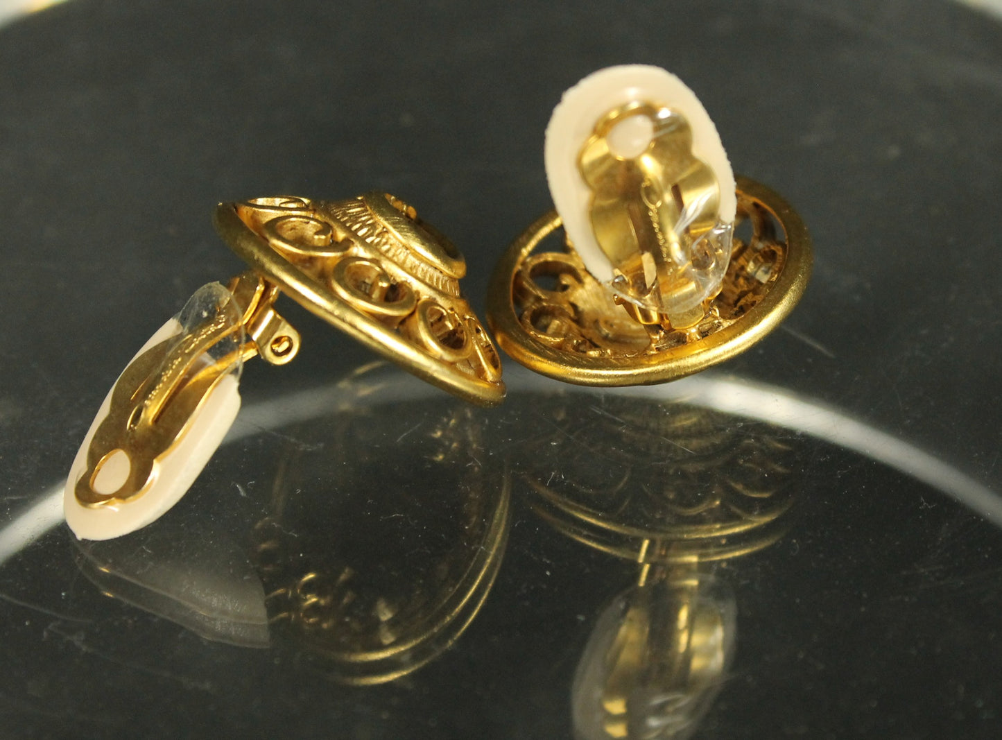 Stunning Vintage Ornate Gold Medallion Clip Earrings