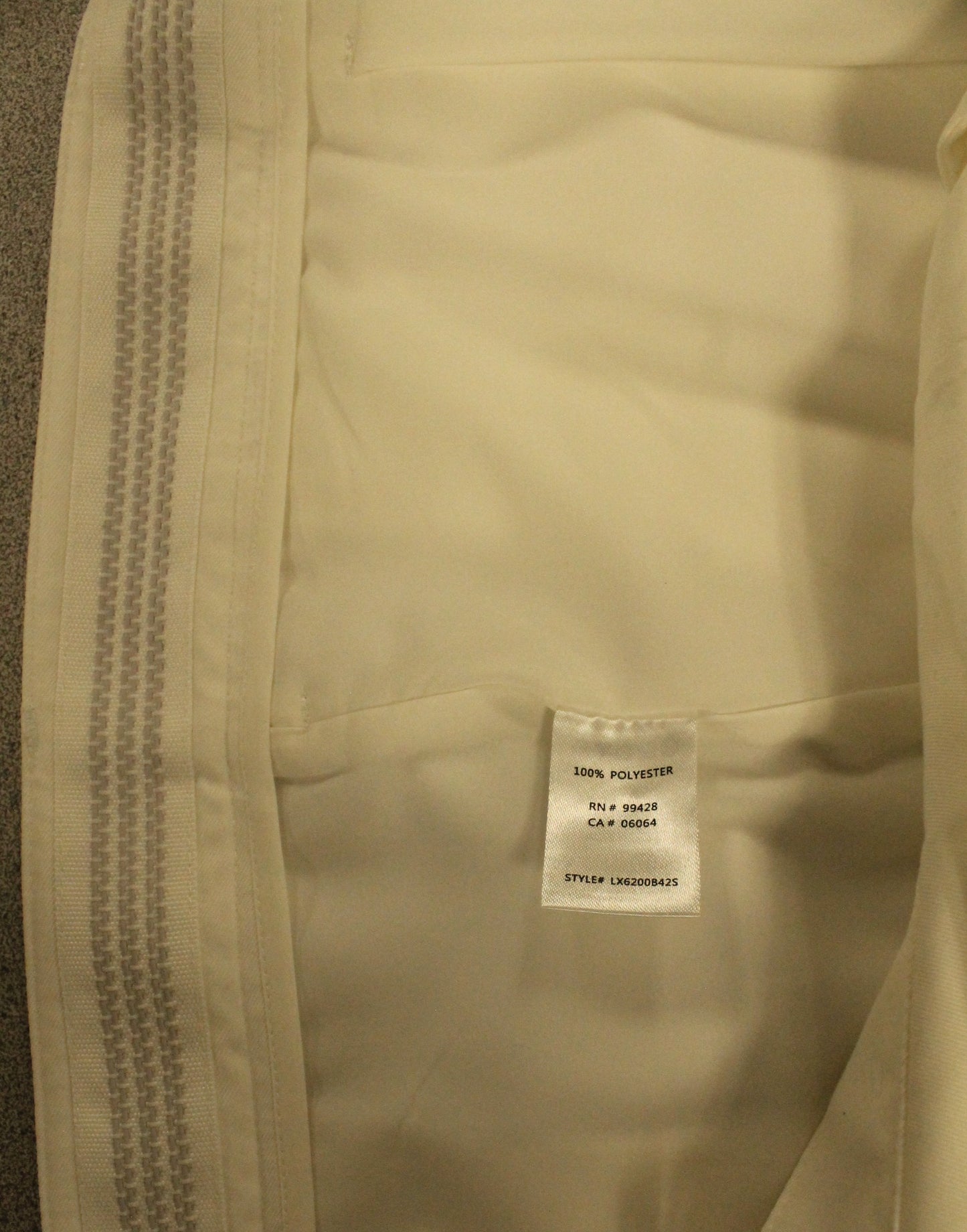 Bugatchi Men's Shorts Size 38