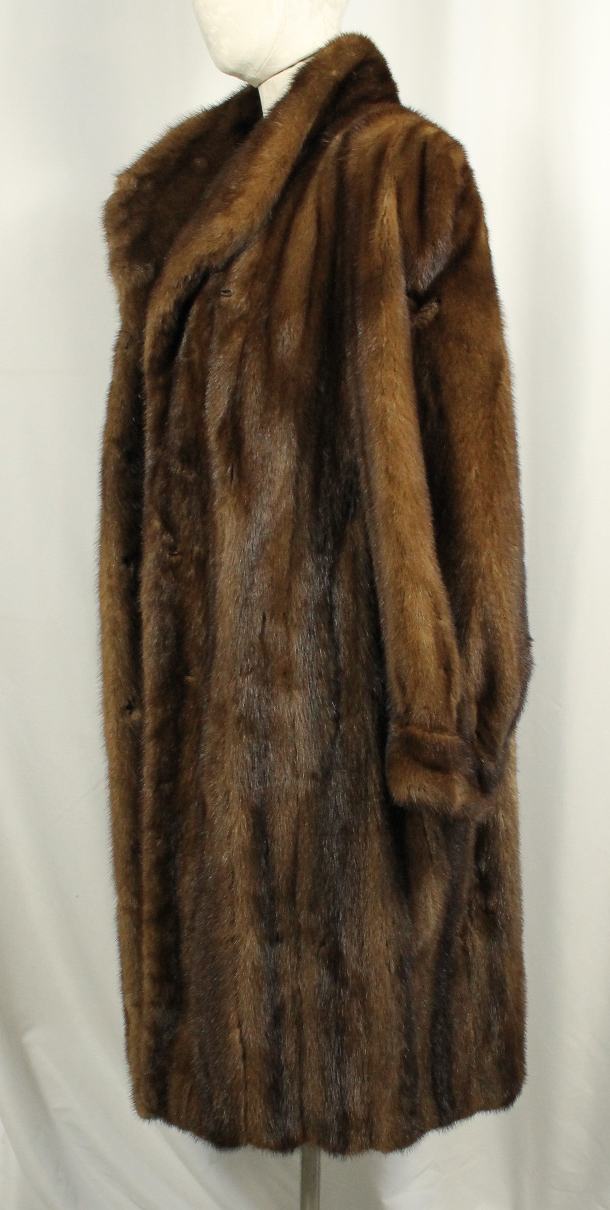 Elegant Vintage Mink Fur Coat with Shawl Collar, Monogrammed Lining Size XXL