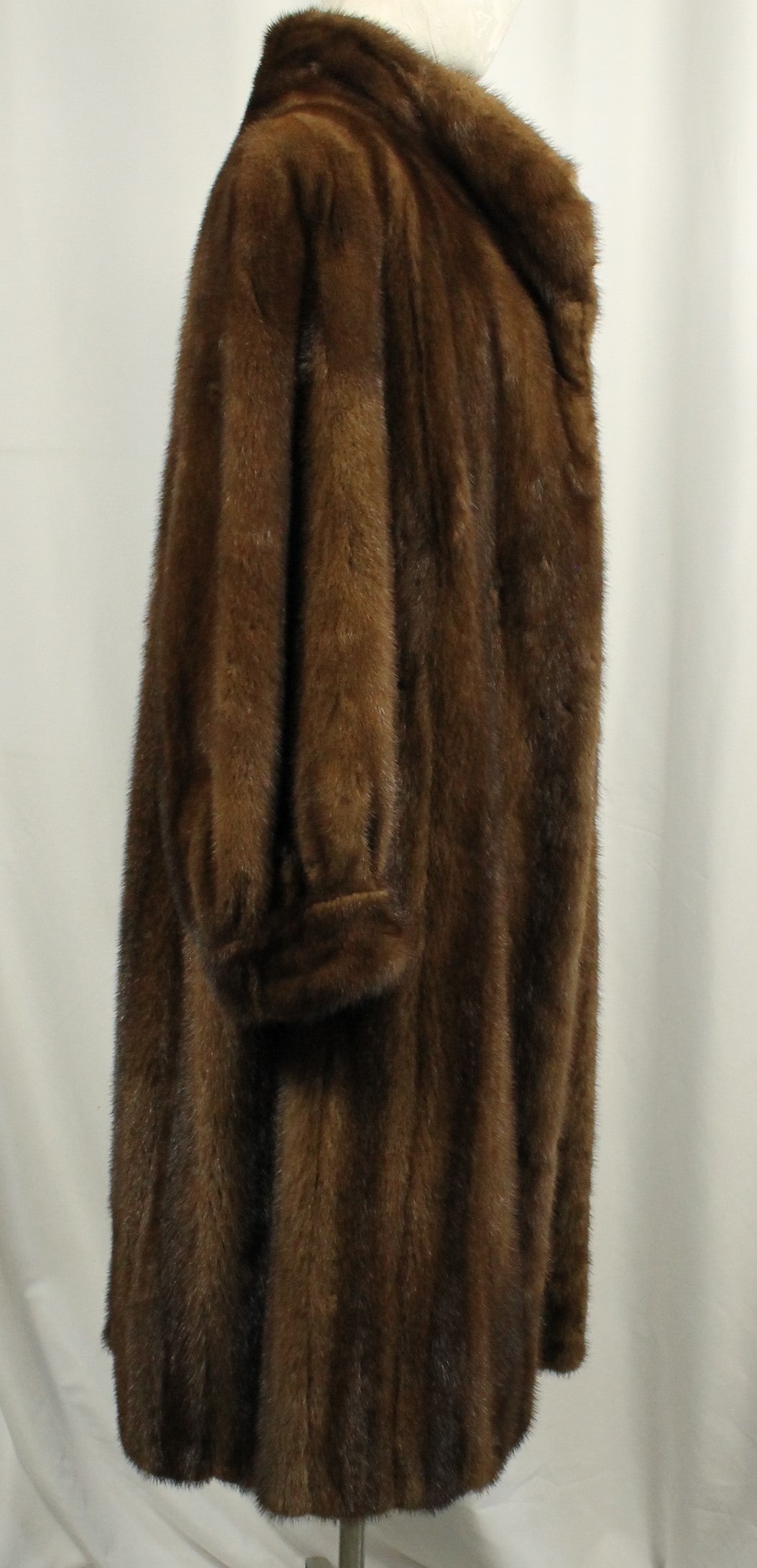 Elegant Vintage Mink Fur Coat with Shawl Collar, Monogrammed Lining Size XXL