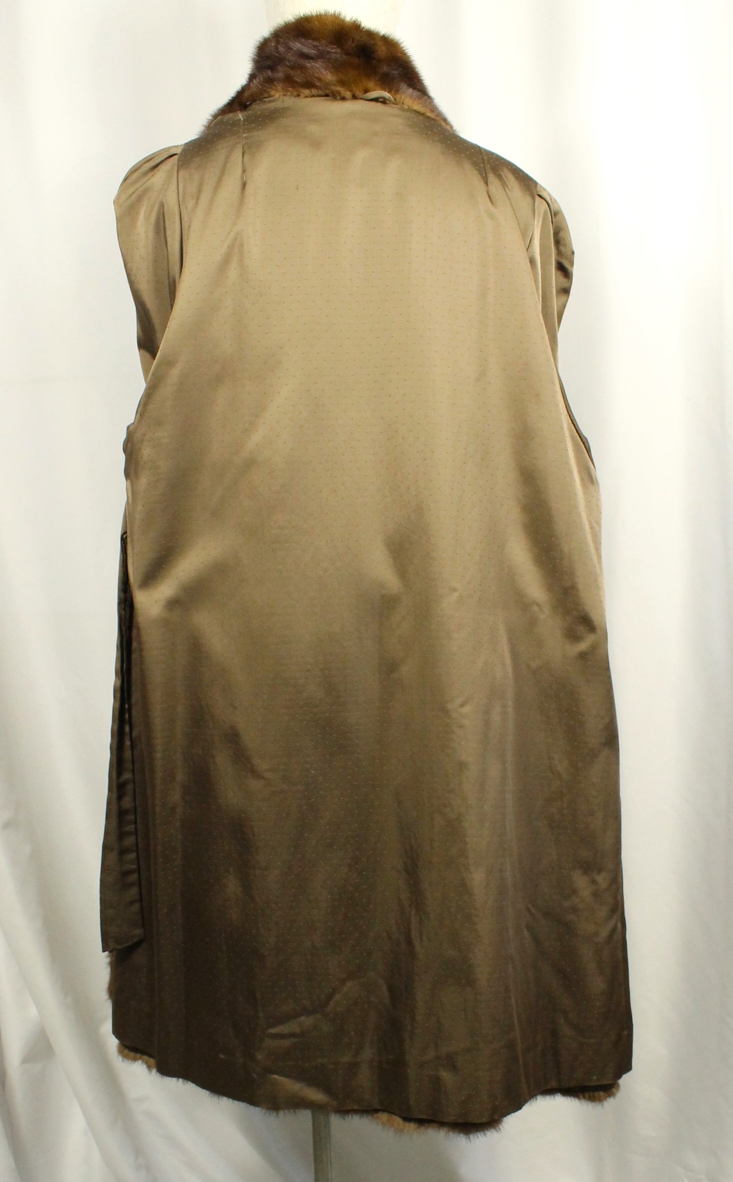 Elegant Vintage Mink Fur Coat with Shawl Collar, Monogrammed Lining Size XXL