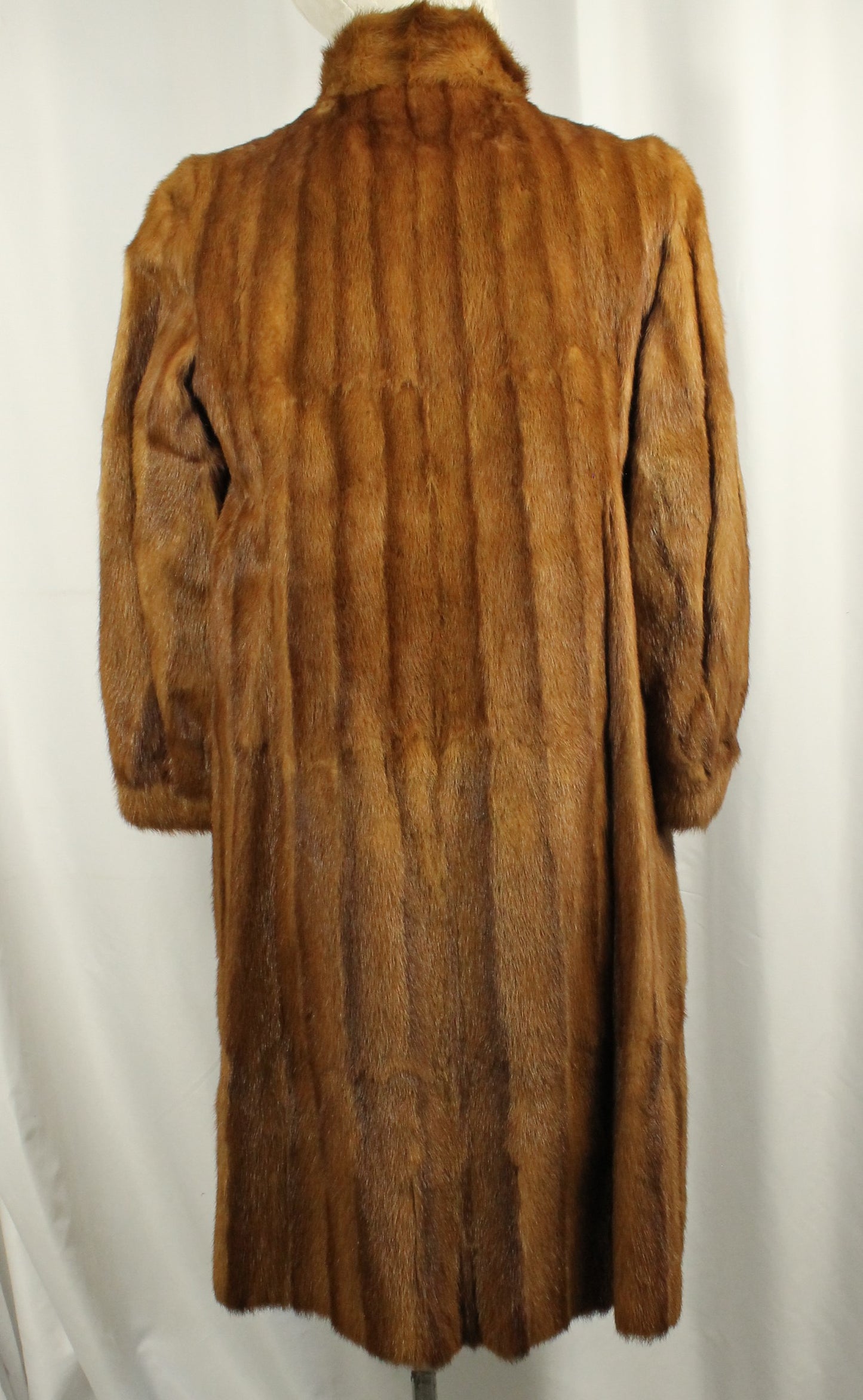 Luxurious Vintage Barringtons Russet Mink Fur Coat - Full Length, Elegant Style SIZE M