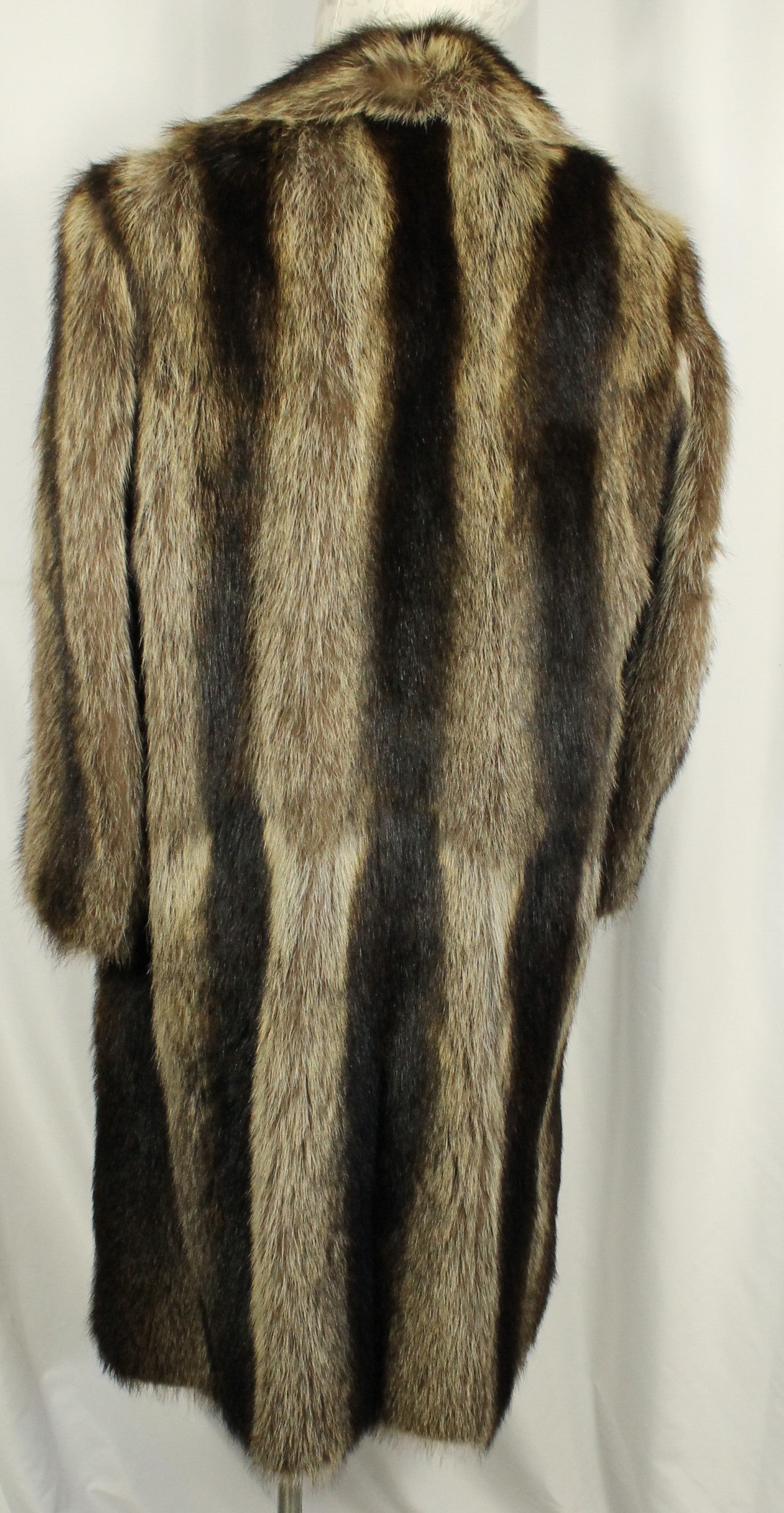Dramatic Vintage Long-Haired Striped Fur Coat Size XXL - Full Length with Wide Collar - Made in Canada