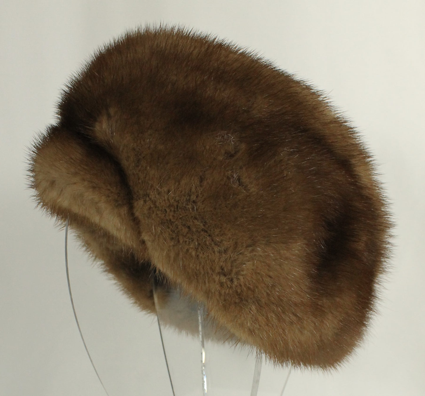Matching Set: Vintage D. Mindy & Sons Canadian Mink Fur Coat( Size: L)) & Hat.