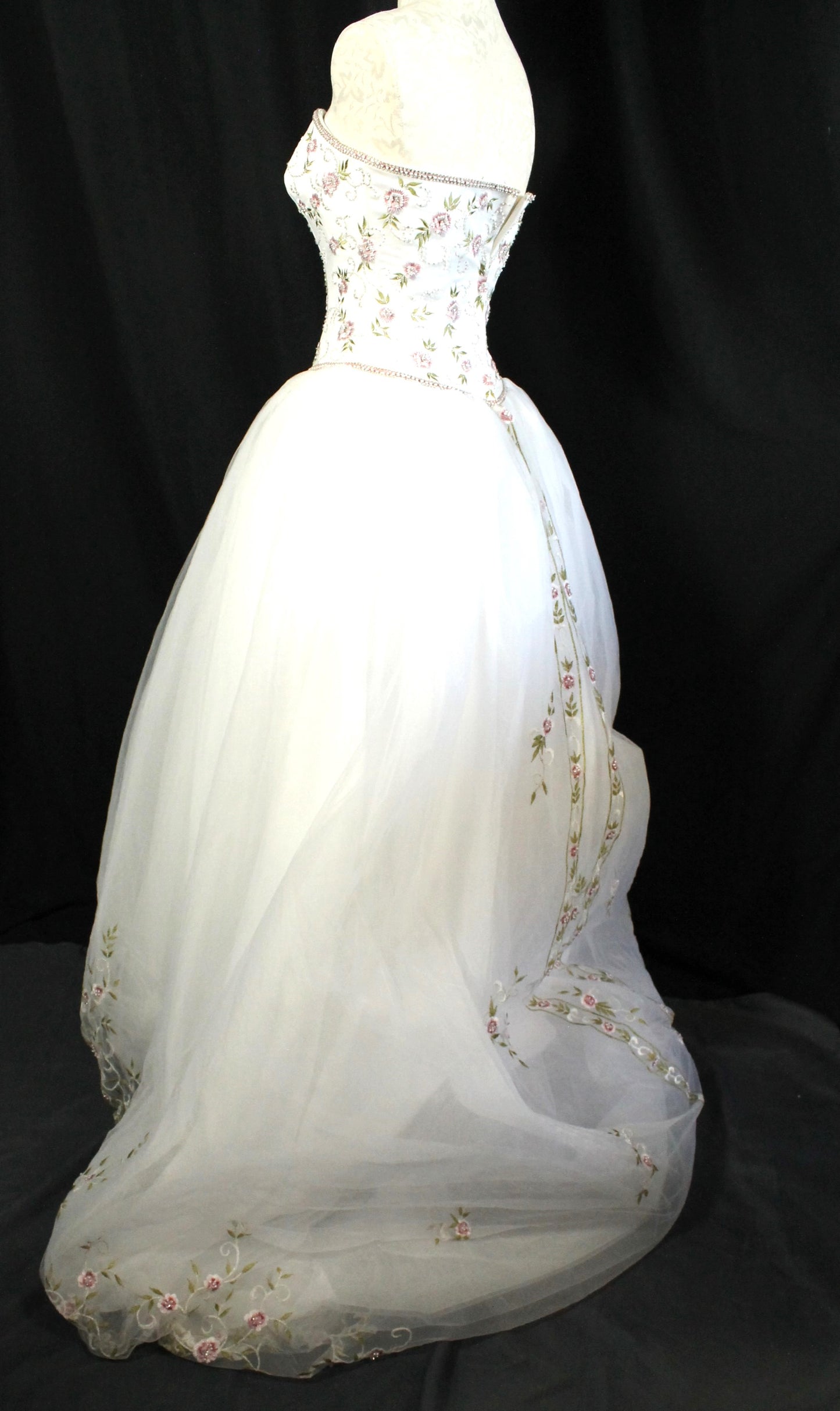 Floral Embroidered Wedding Dress – Signature Collection
