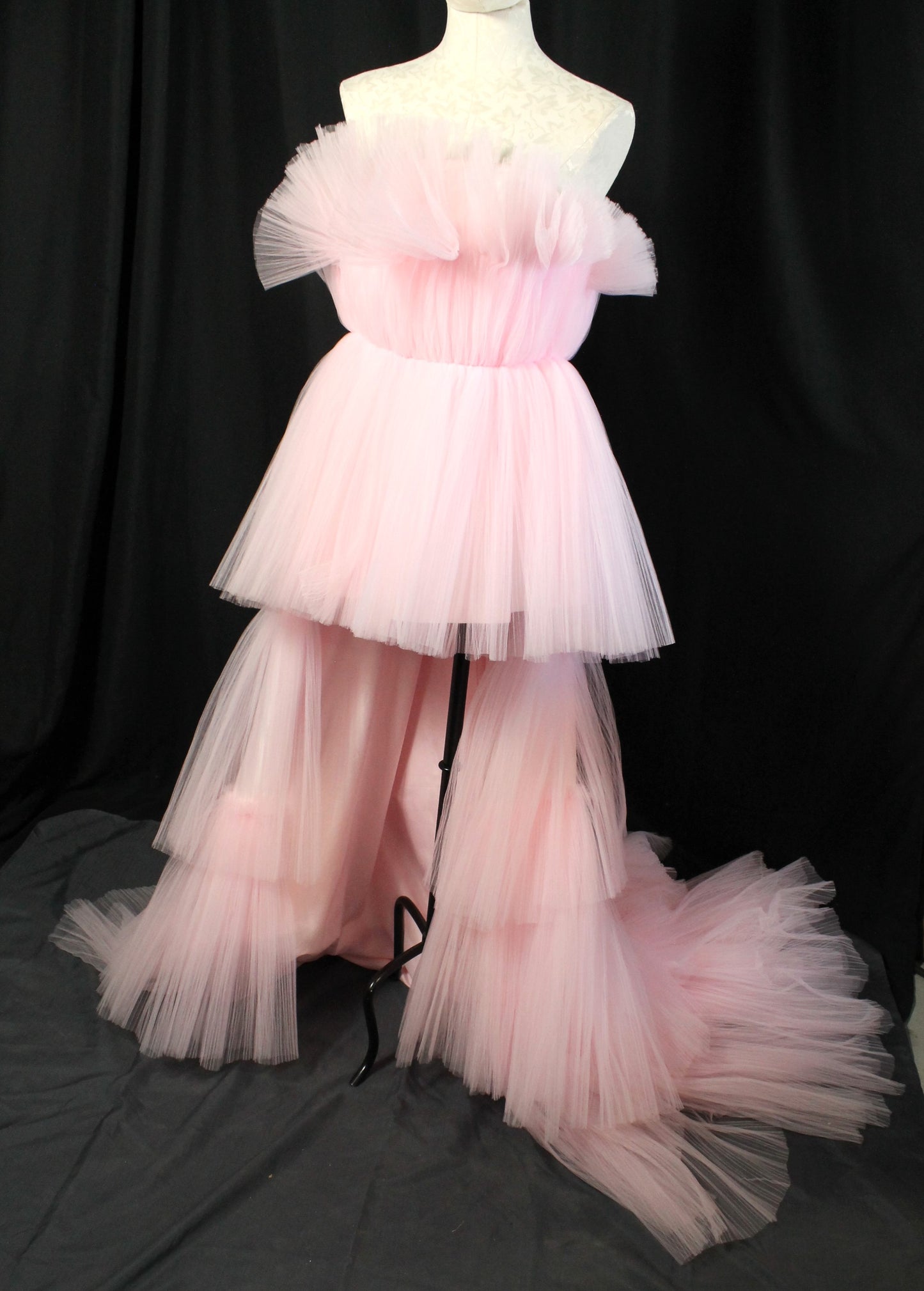 Statement Pink Tulle Formal Dress – Romantic & Dreamy