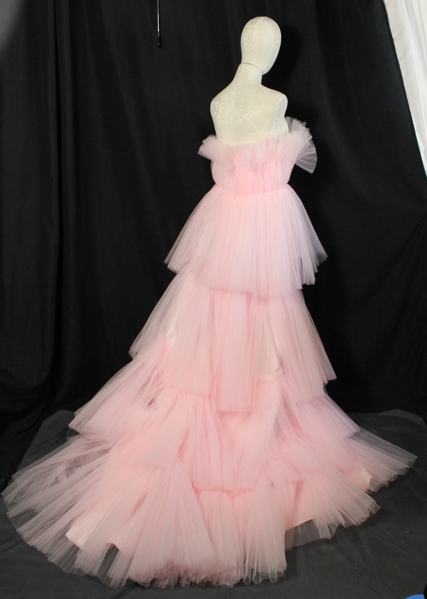 Statement Pink Tulle Formal Dress – Romantic & Dreamy
