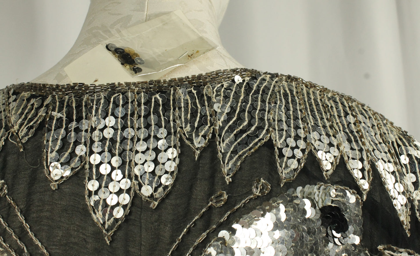 Vintage Sequin Butterfly Top – Dazzling Statement Piece Size Small
