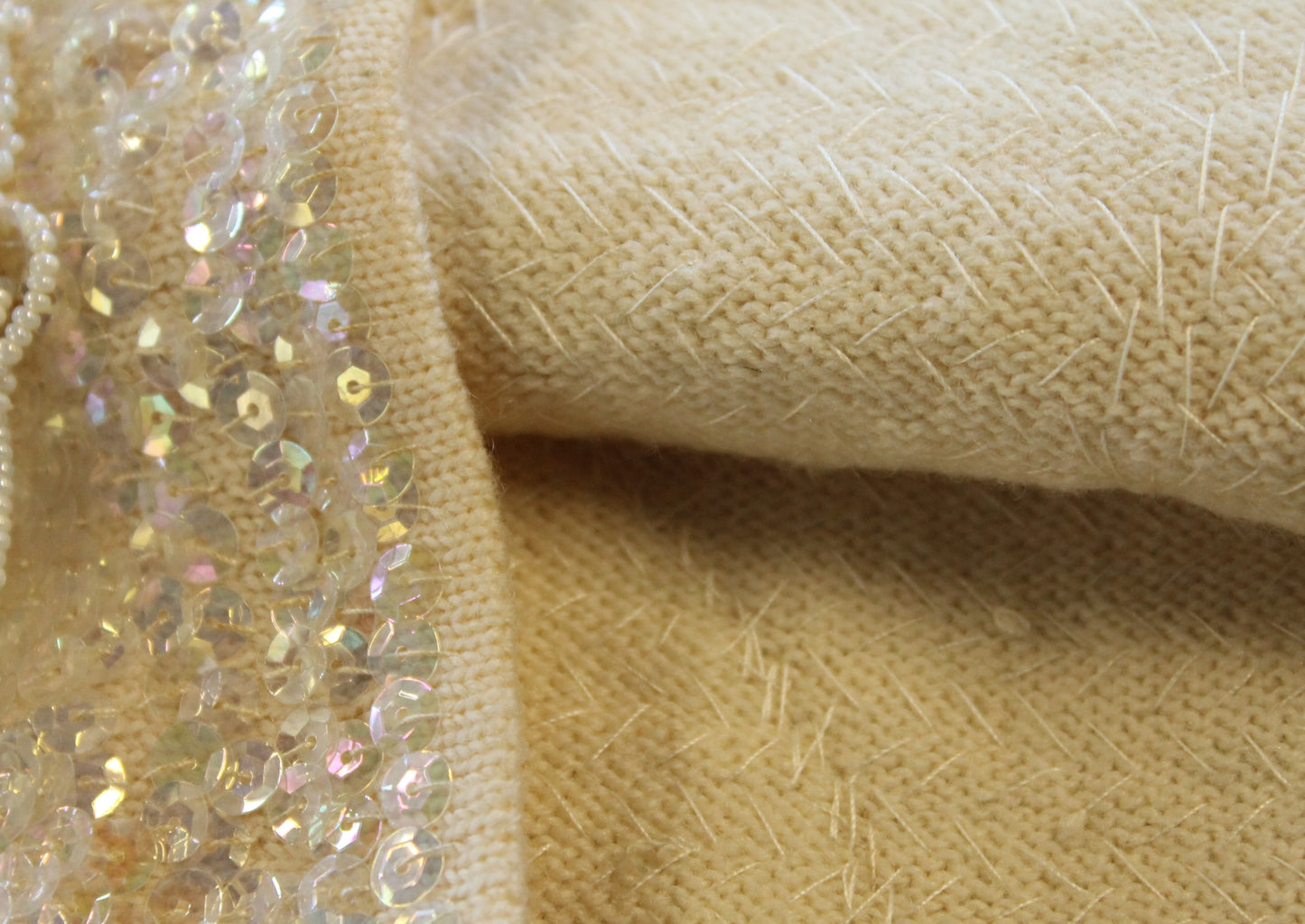 Vintage Hand-Beaded Wool Sleeveless Top – Made in Hong Kong, Size 36/Medium
