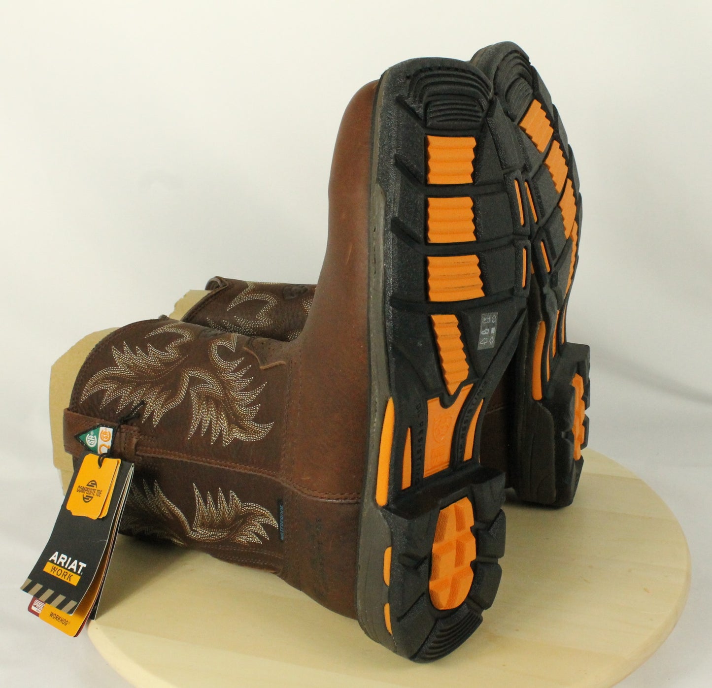 Ariat Boots New in Box Size 8 Medium Width