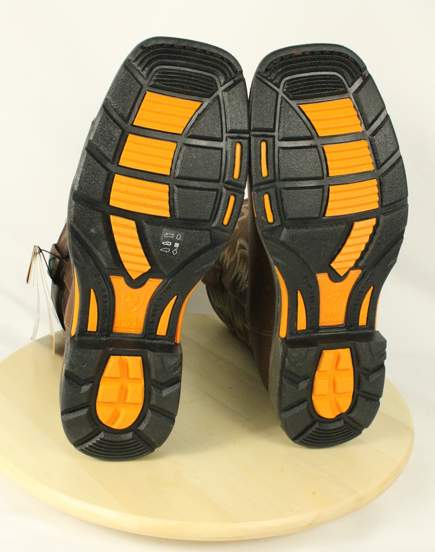 Ariat Boots New in Box Size 8 Medium Width