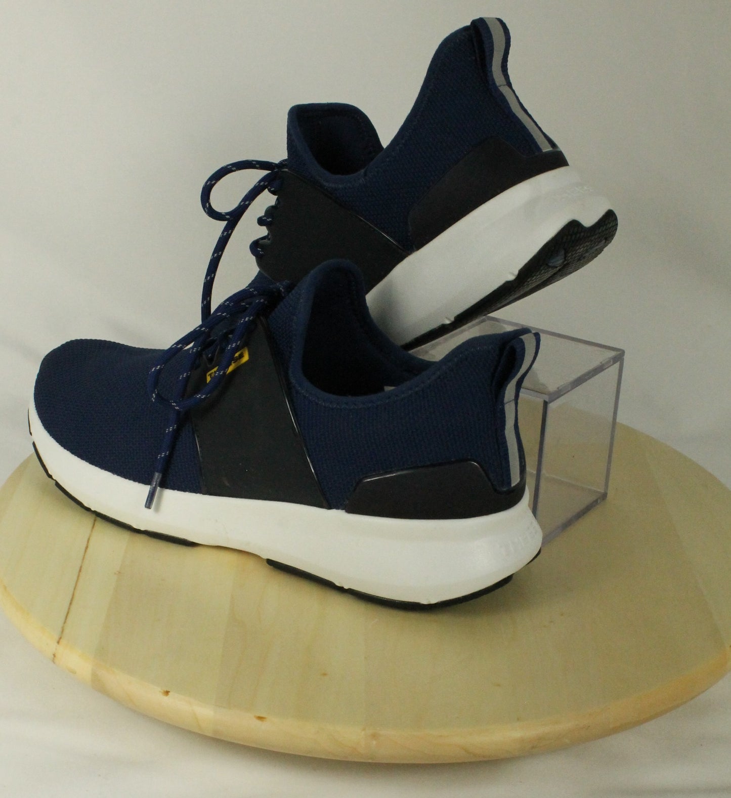 Theese Men's Shoes Size 8 Medium