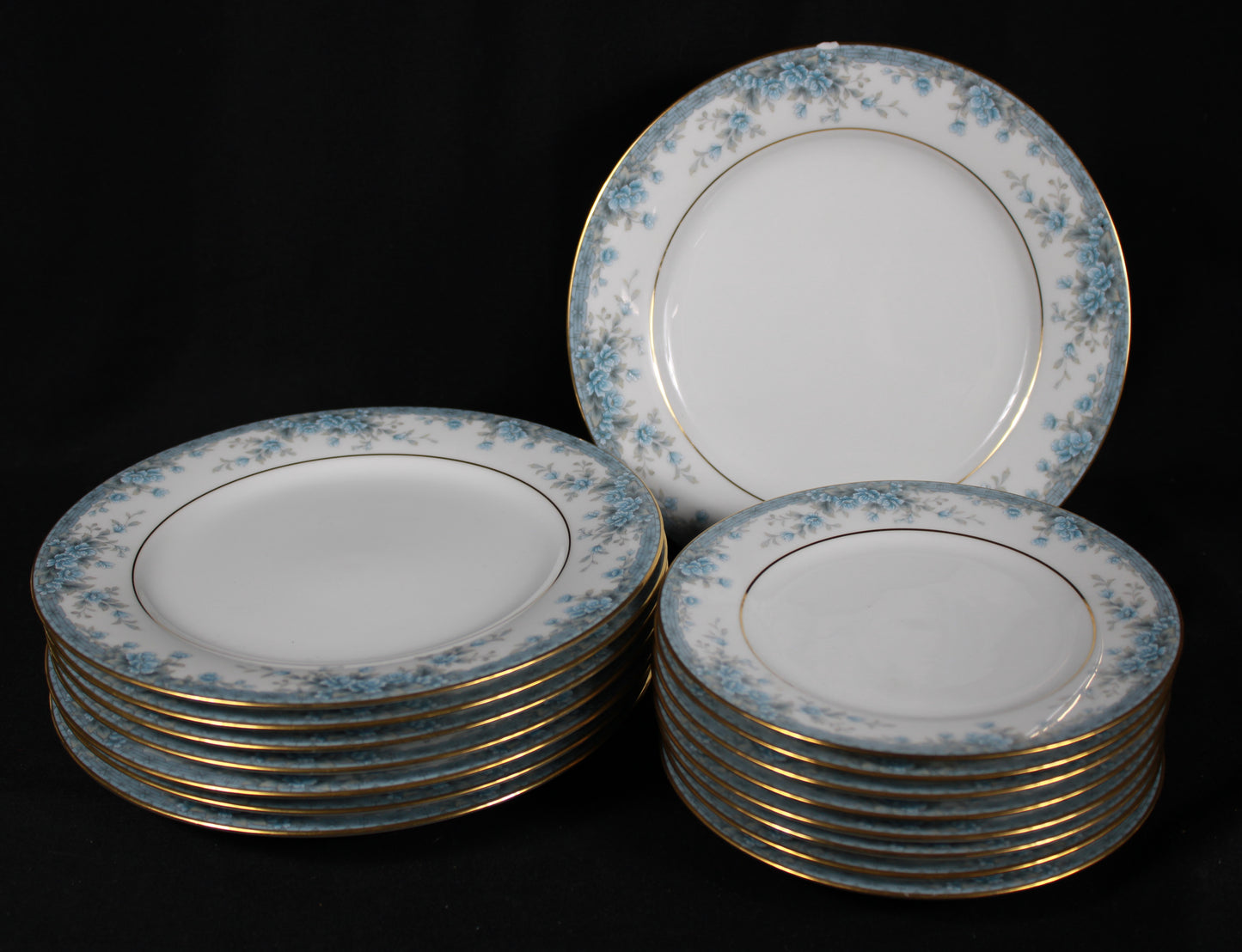 Noritake Avalon 3390 Contemporary Fine China 46-Piece Discontinued Set