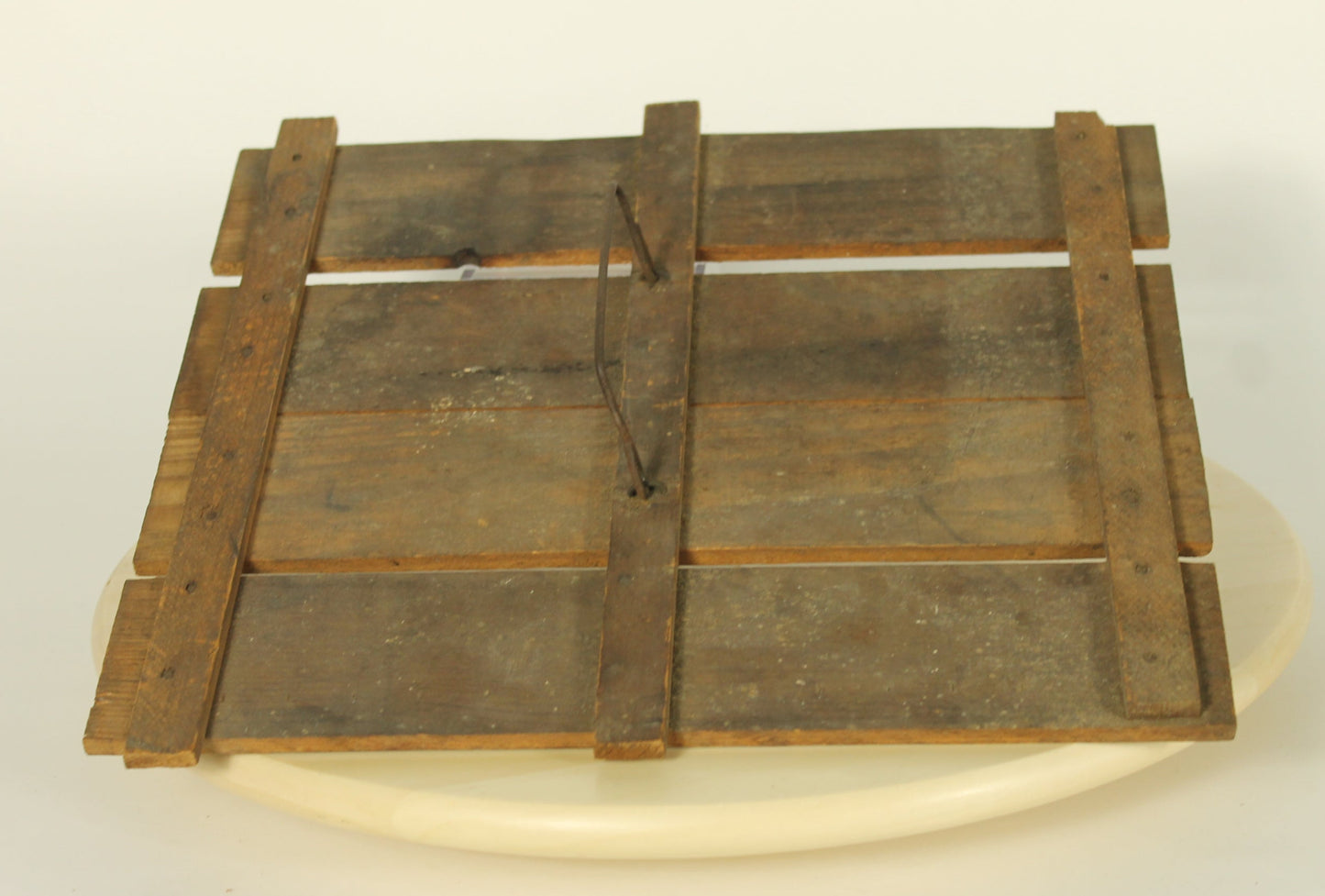 Egg Crate and Weigher