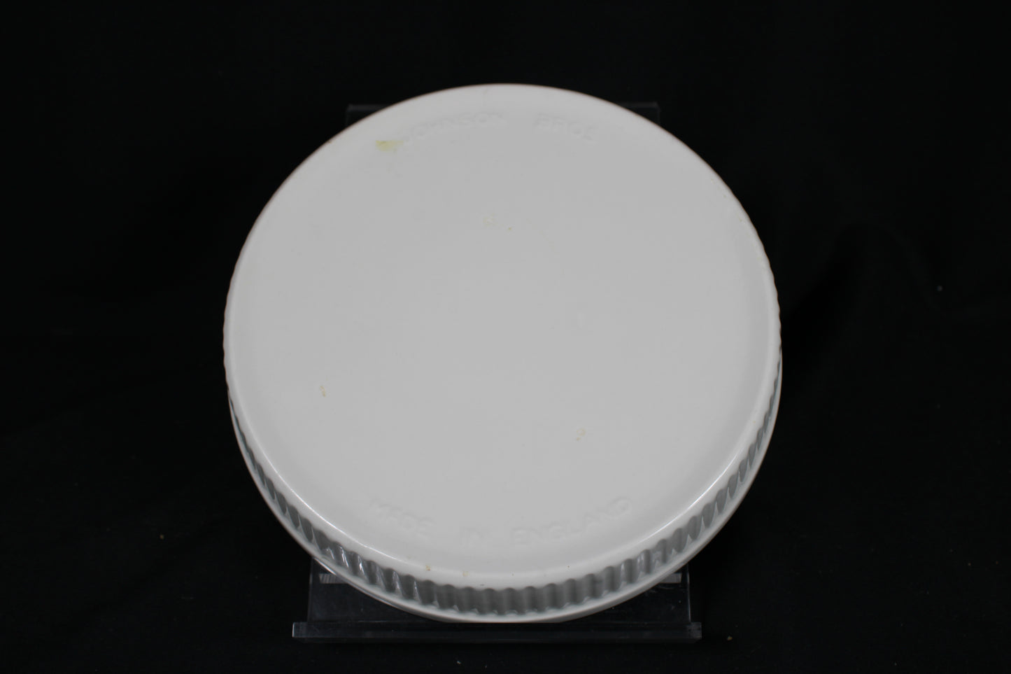 Johnson Brothers White Ribbed Circular Baker Set