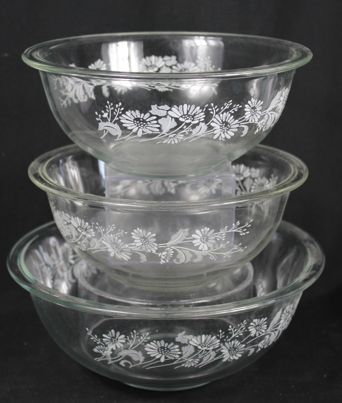 Pyrex Colonial Mist White Lace Clear Glass Mixing Bowl Set of 3