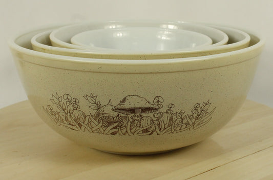 Pyrex Forest Fancies Mixing Bowls Set of Four