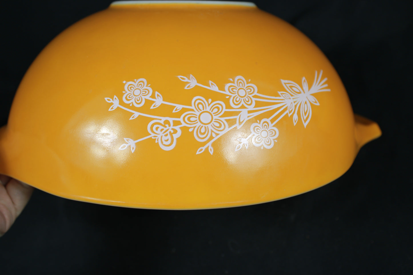 Vintage Pyrex Butterfly Gold 2 Cinderella Mixing Bowl Set - 4 Piece